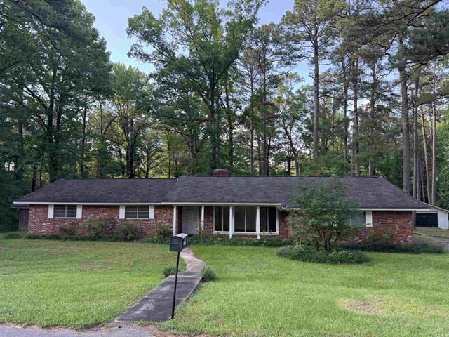 7411  SUBURBIA DR  Pine Bluff, AR