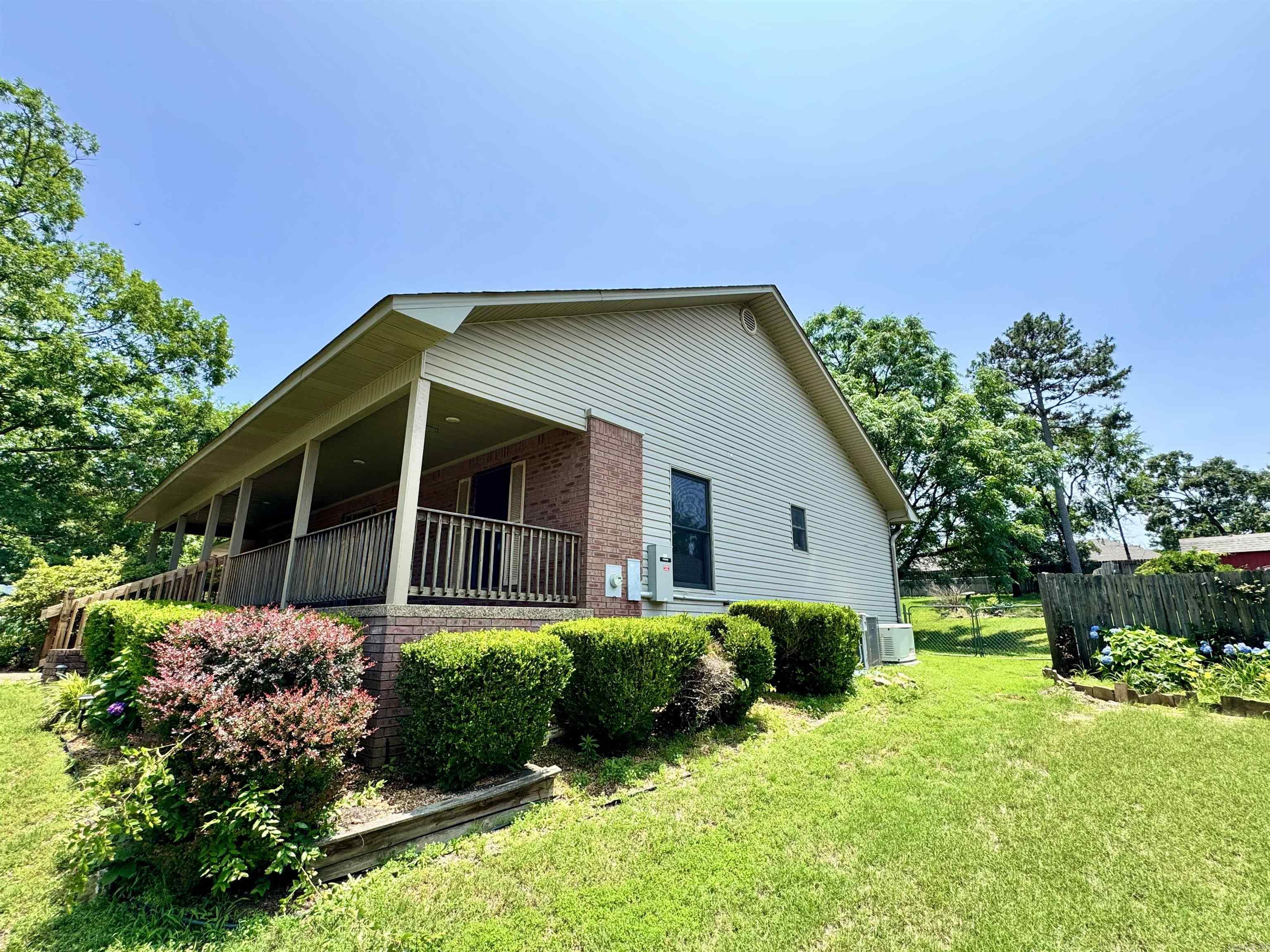 1116  Marion Anderson  Hot Springs, AR