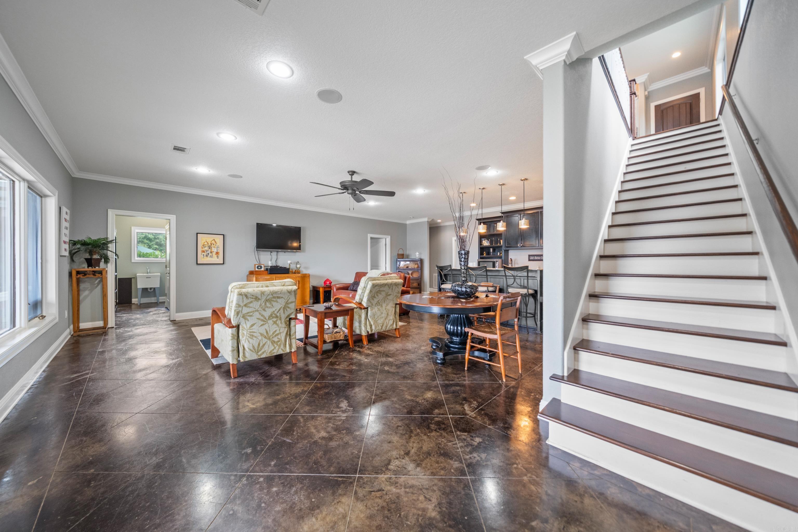 227  Long Island  Hot Springs, AR