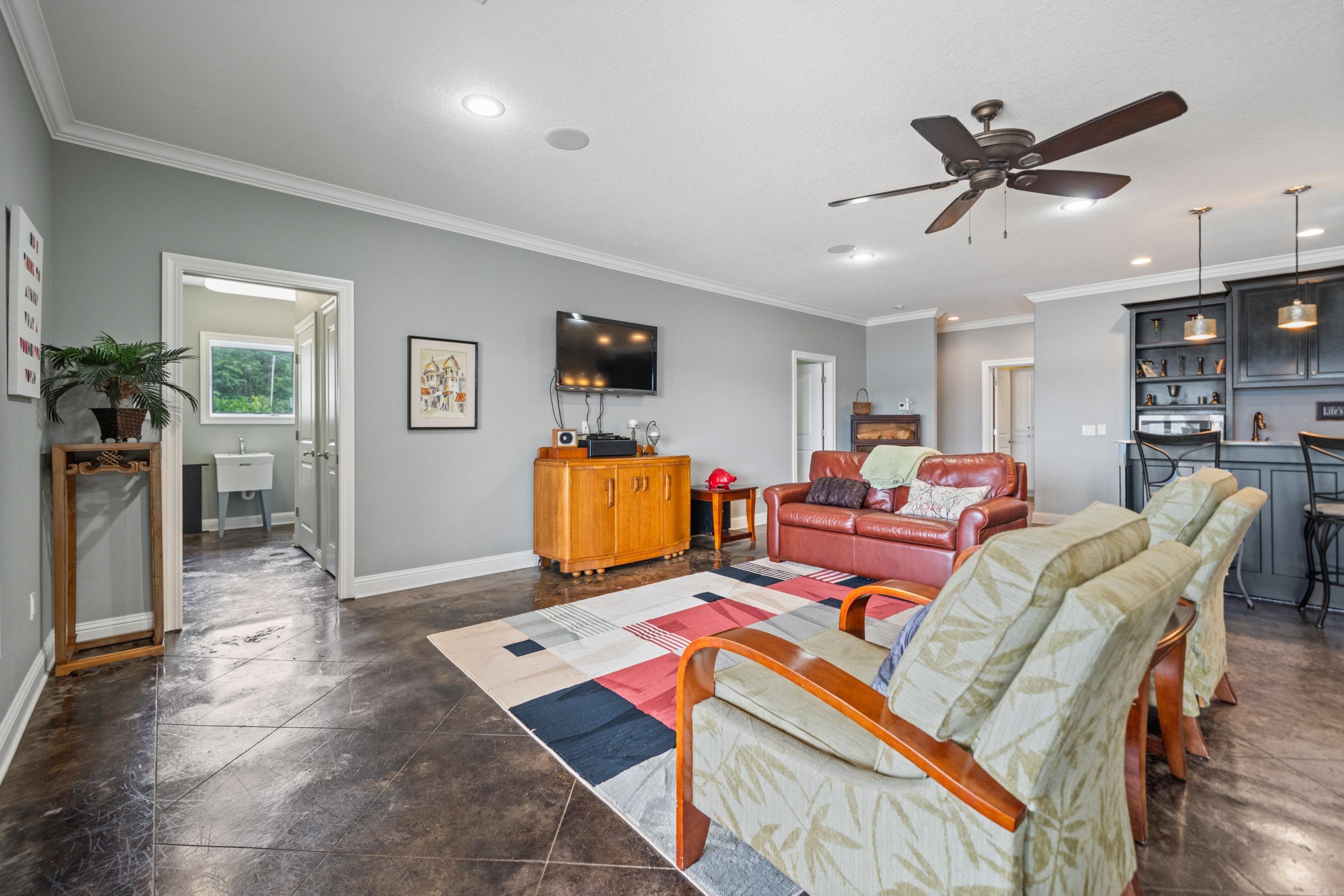 227  Long Island  Hot Springs, AR