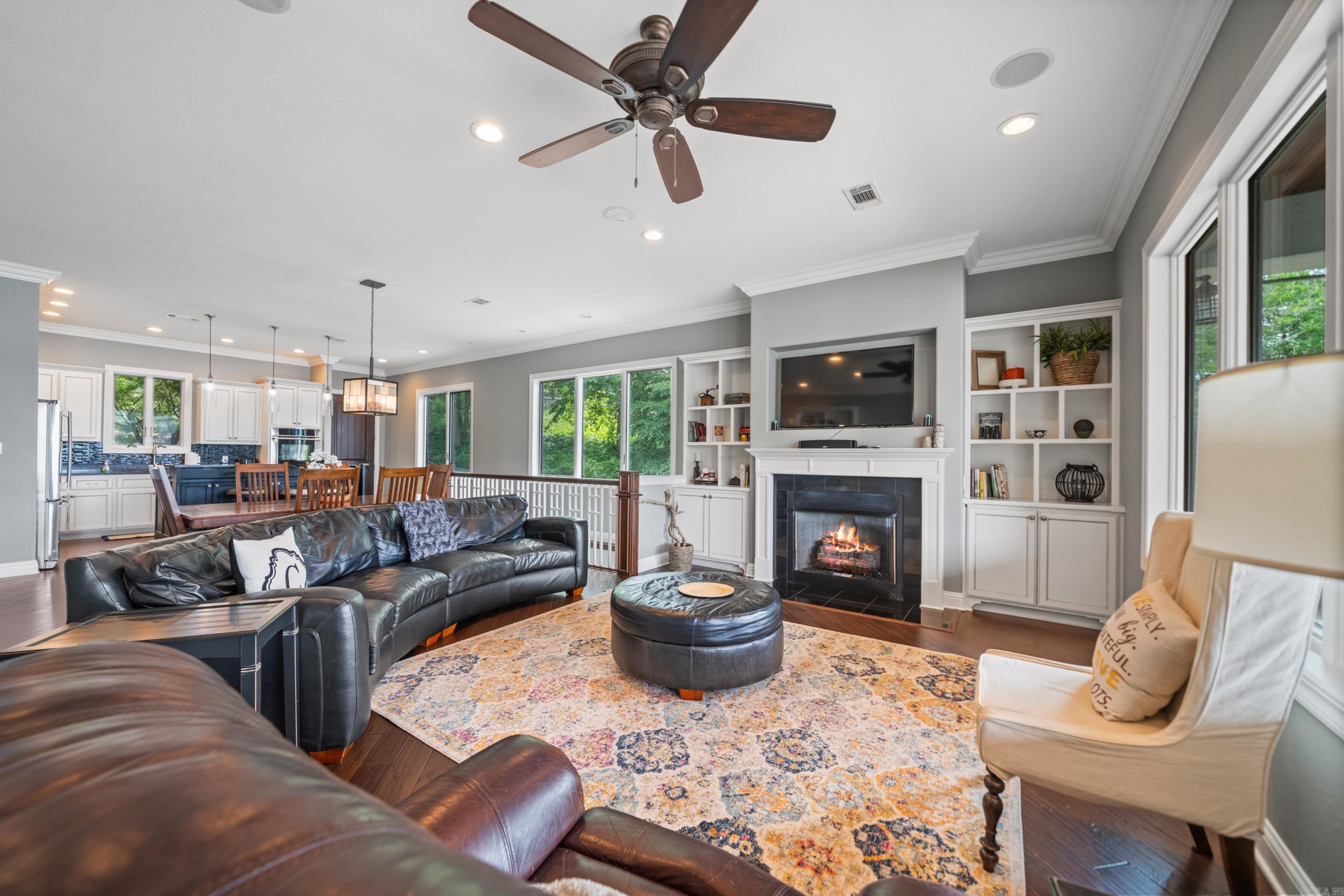 227  Long Island  Hot Springs, AR