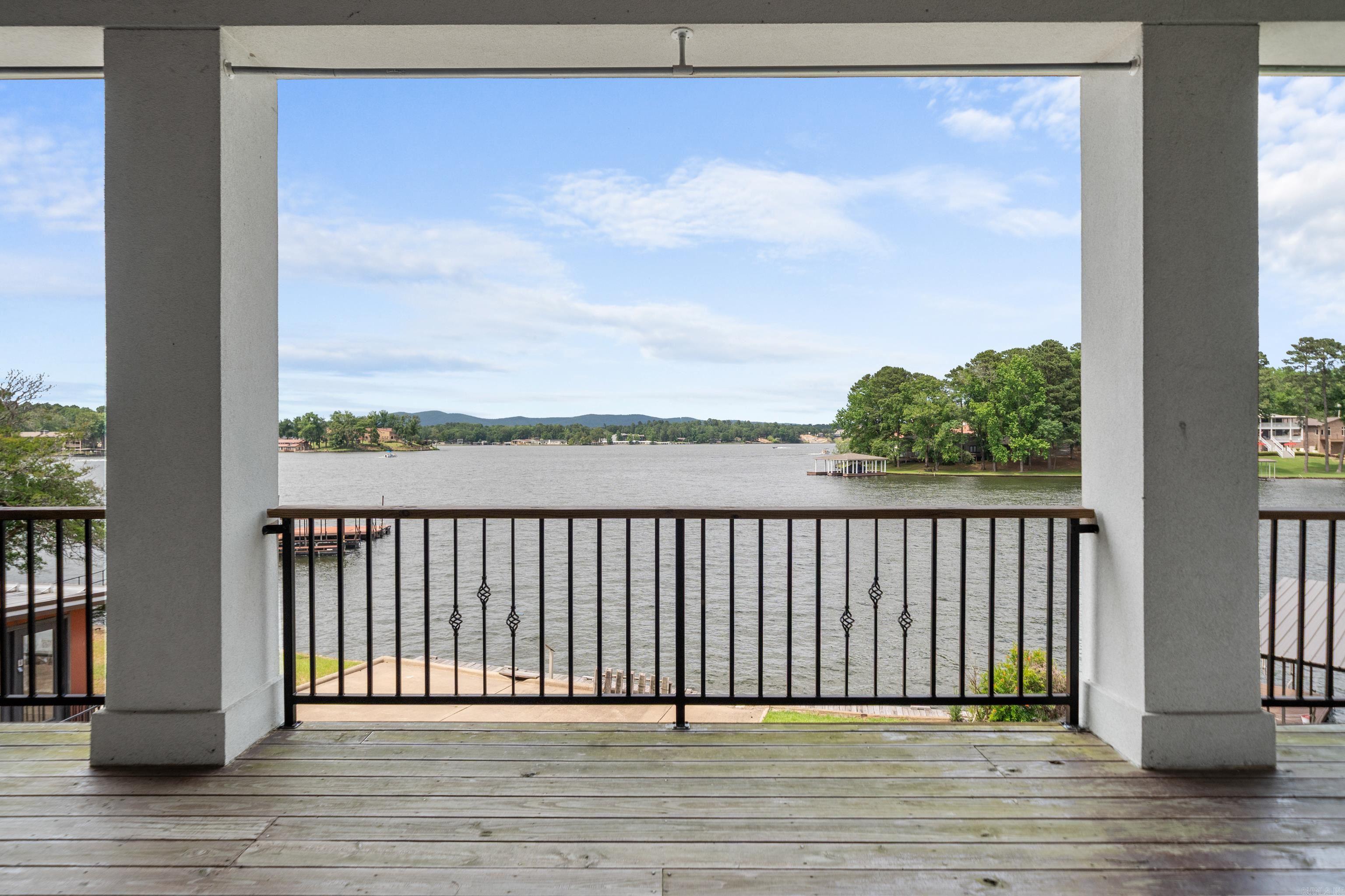 227  Long Island  Hot Springs, AR