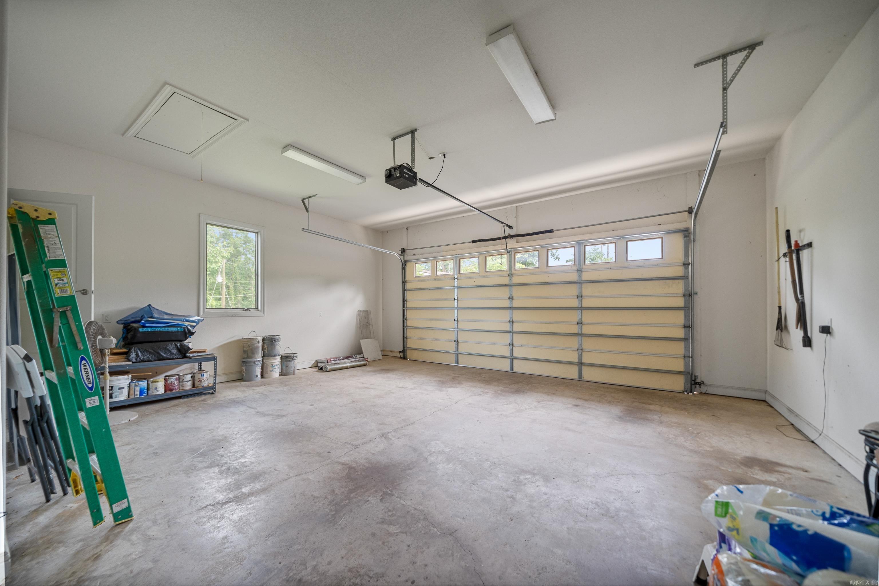 227  Long Island  Hot Springs, AR