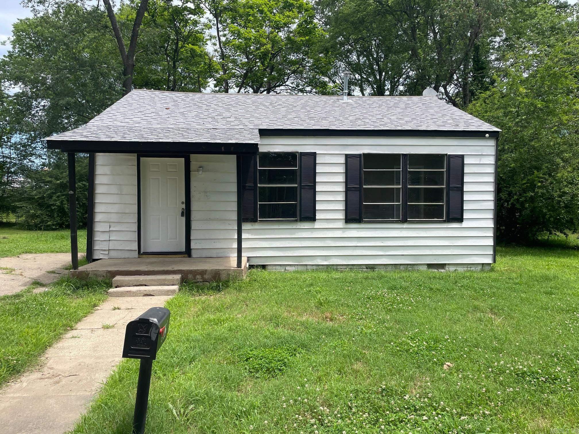202  Roosevelt  Jacksonville, AR