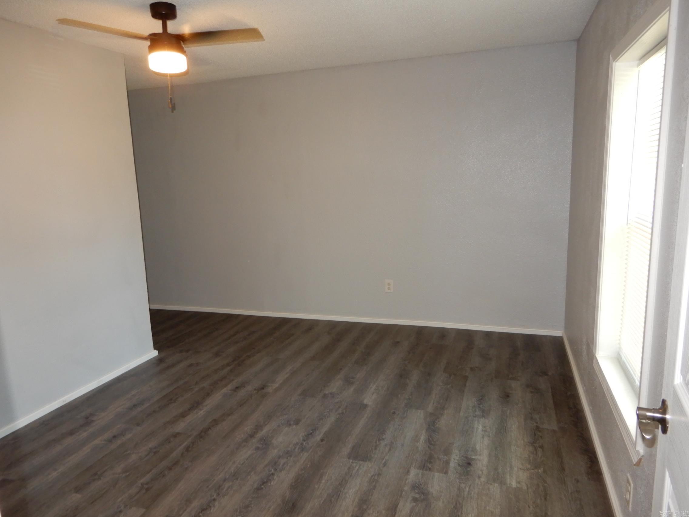 100  Douglas  Judsonia, AR