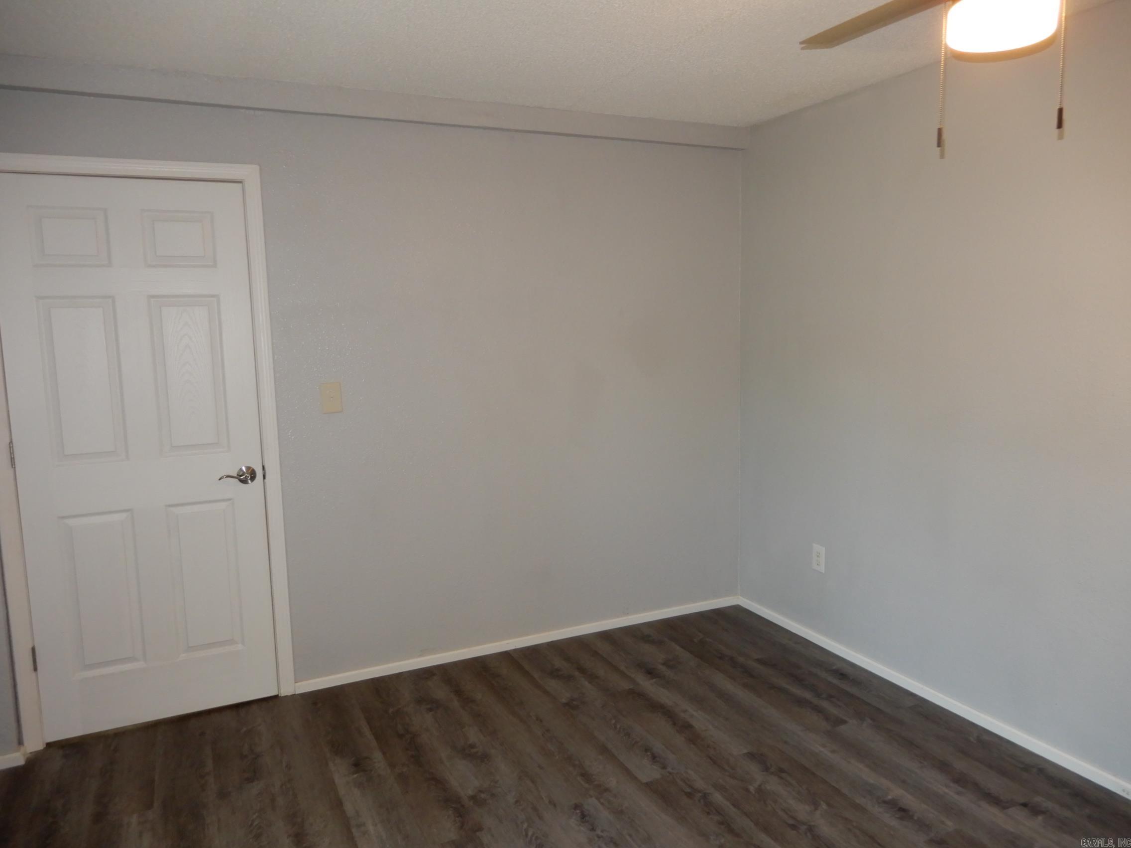 100  Douglas  Judsonia, AR