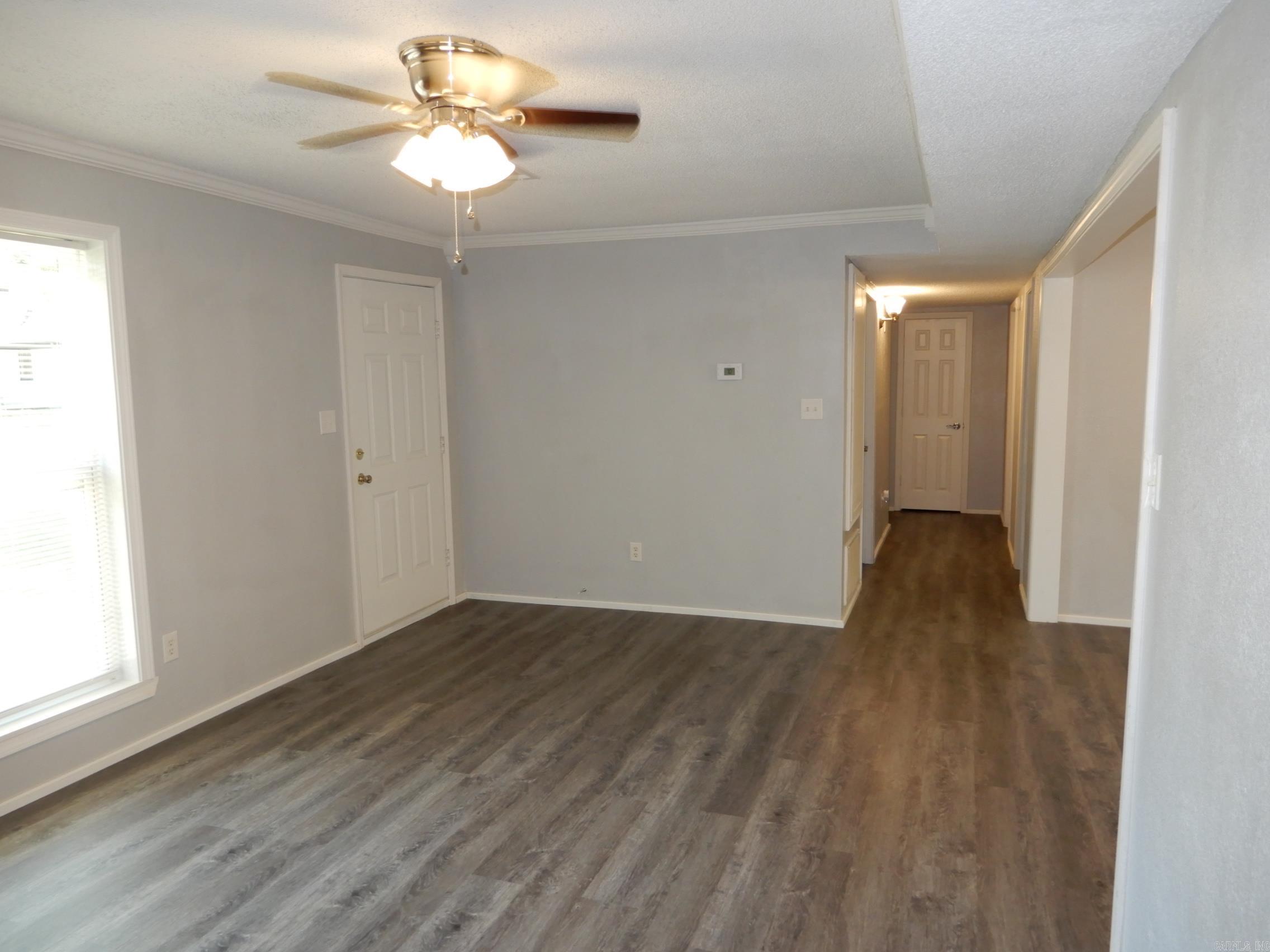 100  Douglas  Judsonia, AR