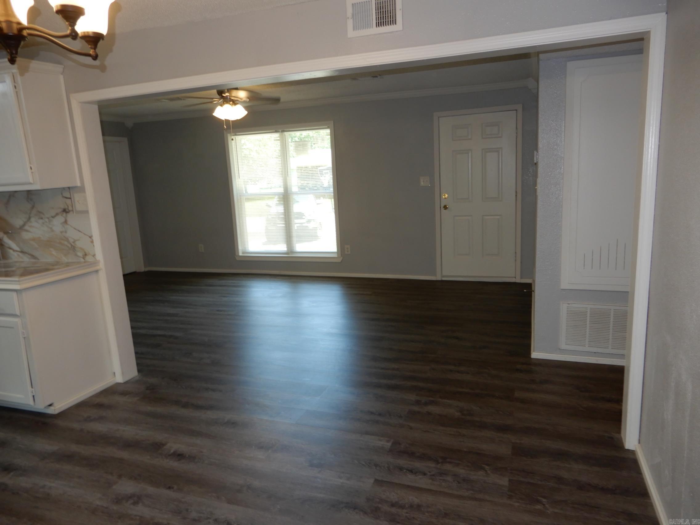 100  Douglas  Judsonia, AR