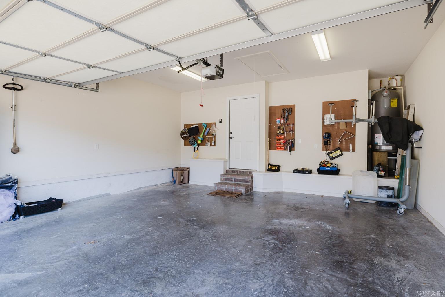1324  Hunter Wood  Bryant, AR