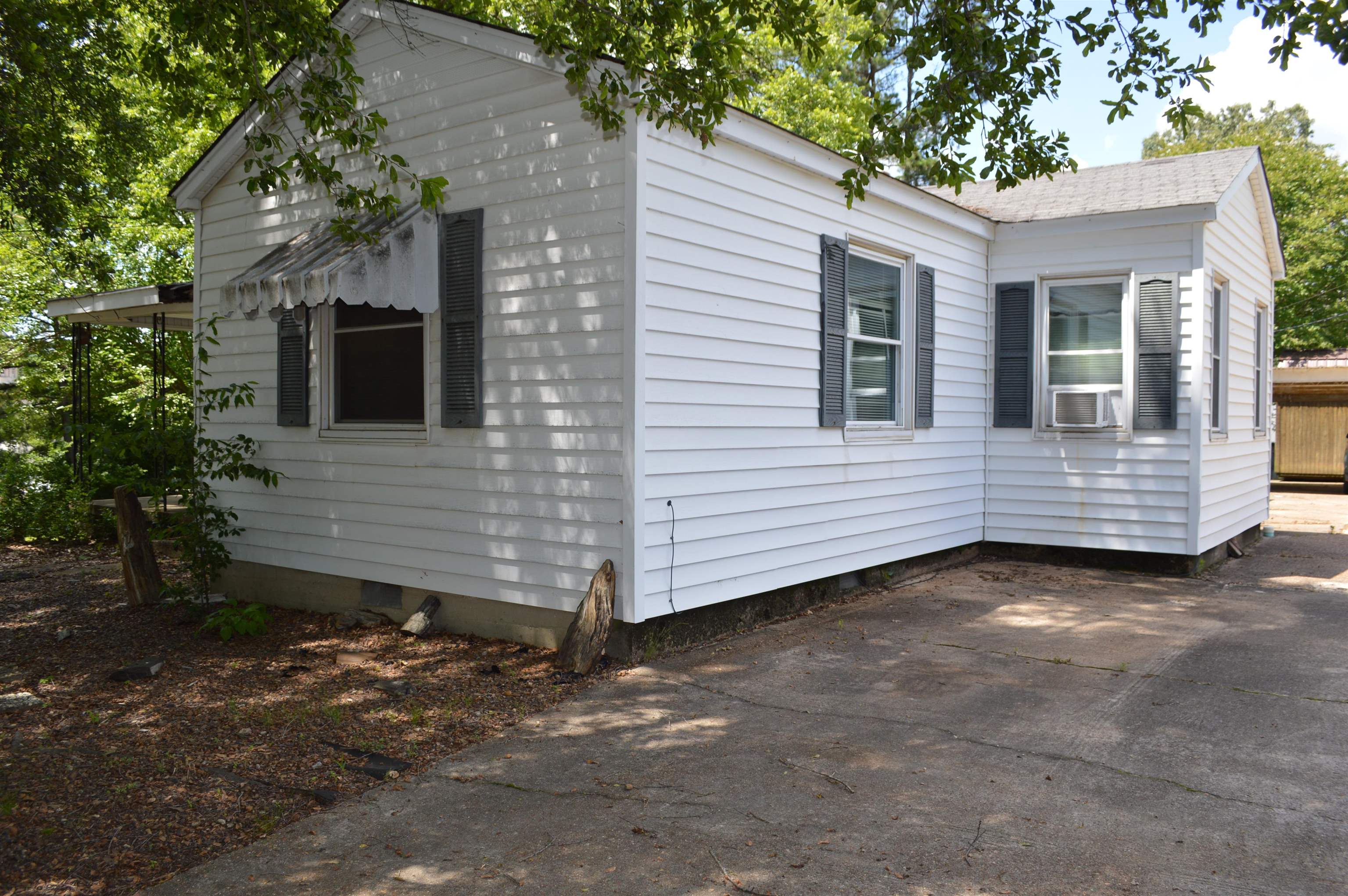 606 E South  Harrisburg, AR