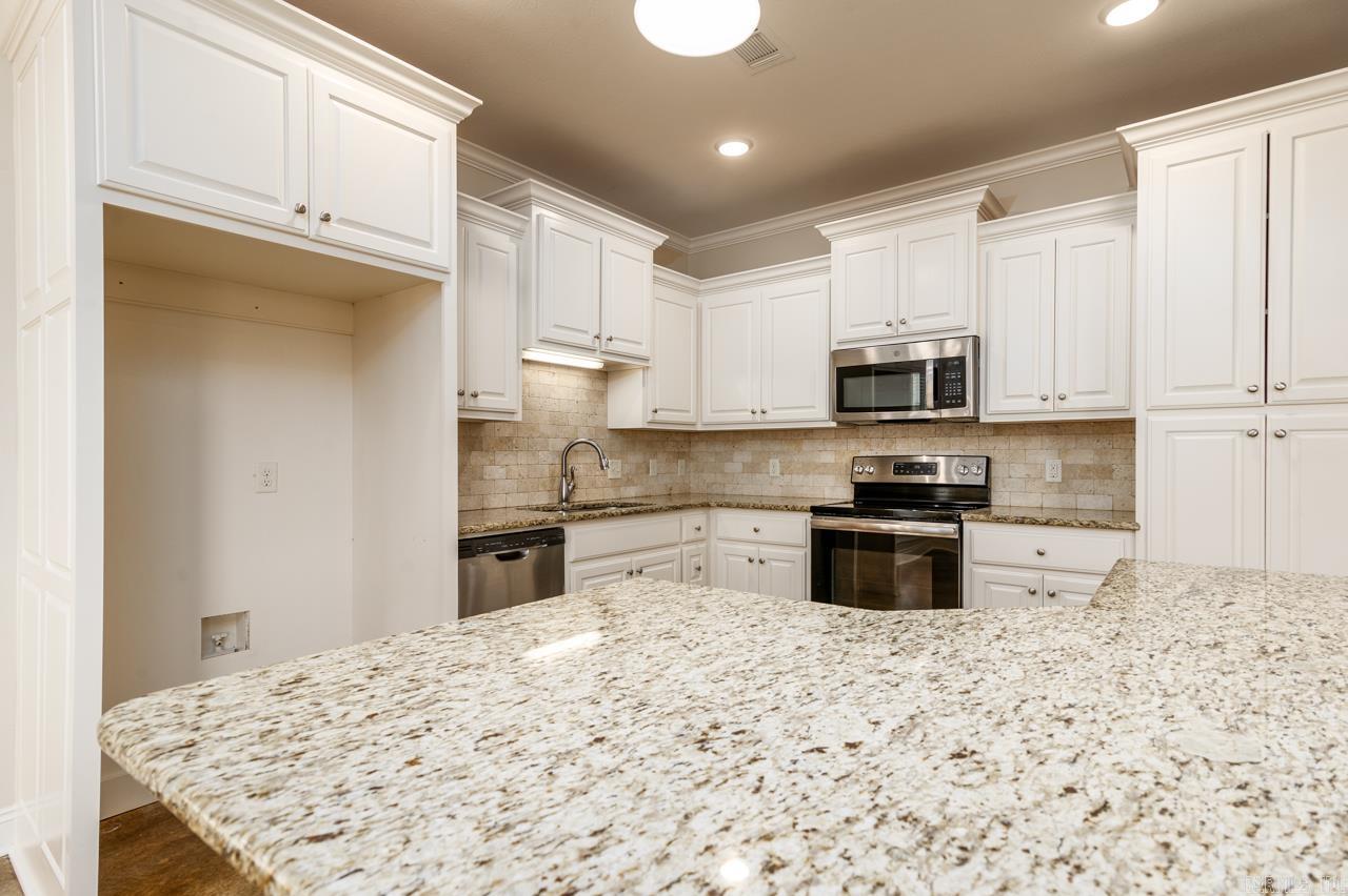 1690  JOSH  Conway, AR
