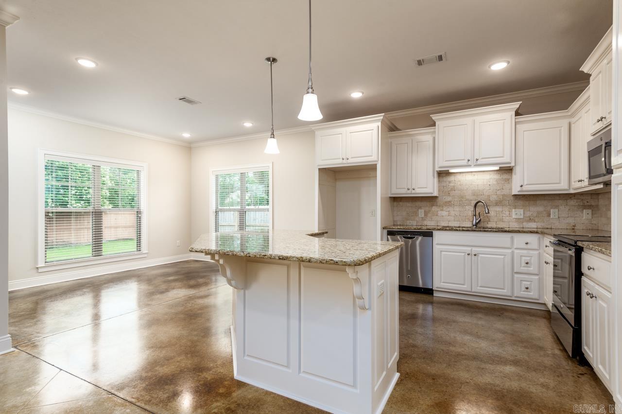 1690  JOSH  Conway, AR