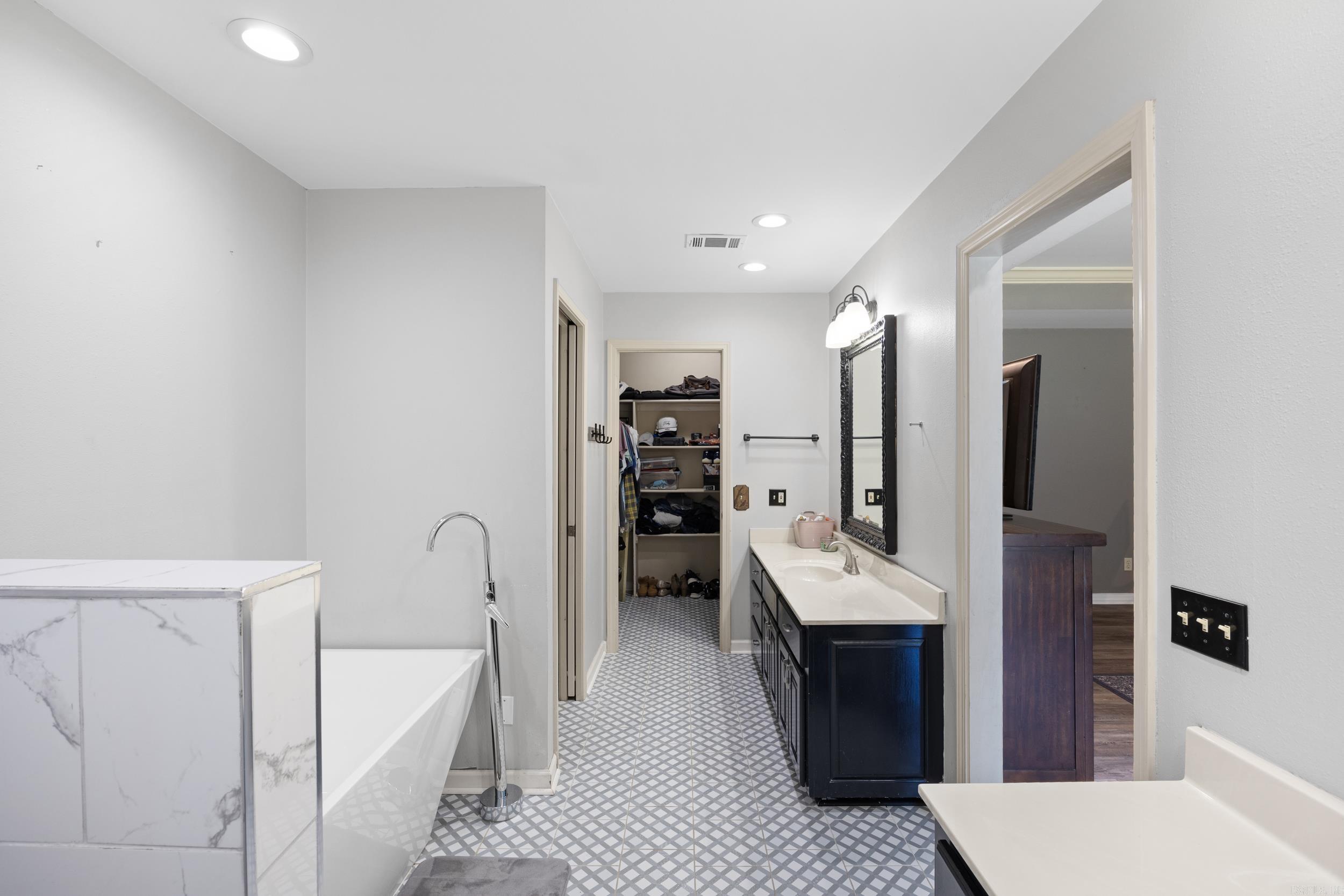 10073 W Keri  Danville, AR