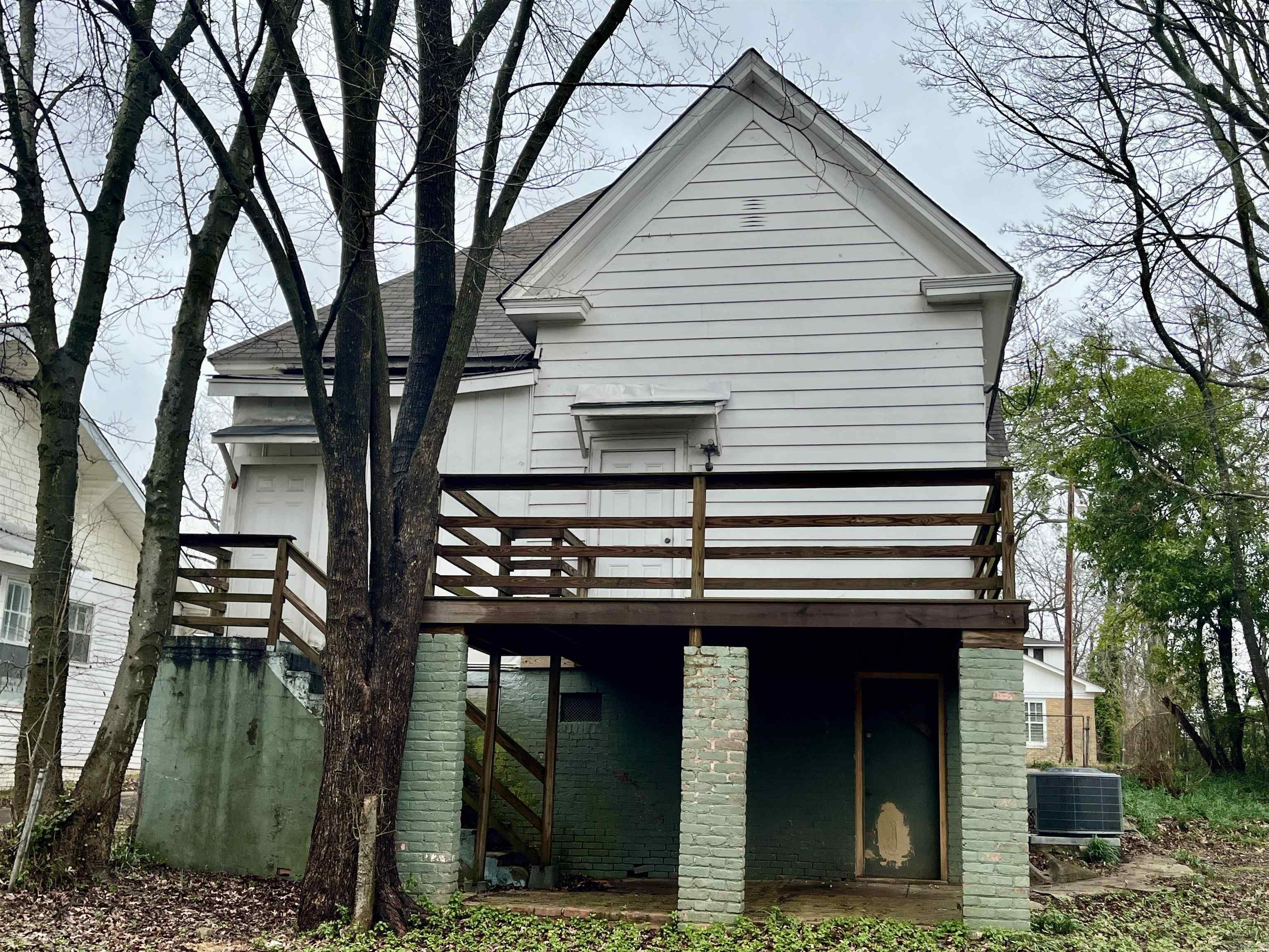 1616  Dennison  Little Rock, AR