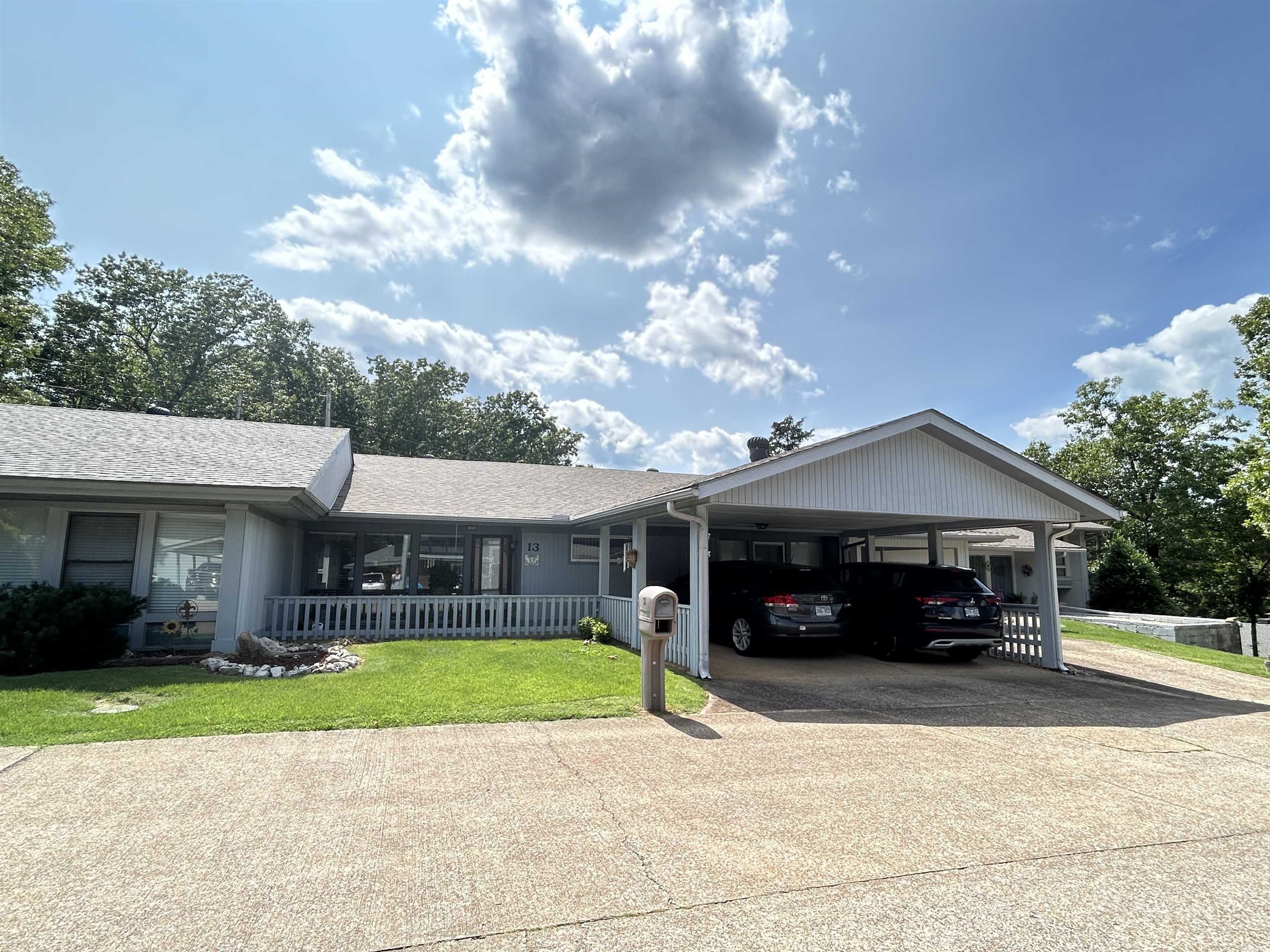 13  Many Moons  Cherokee Village, AR