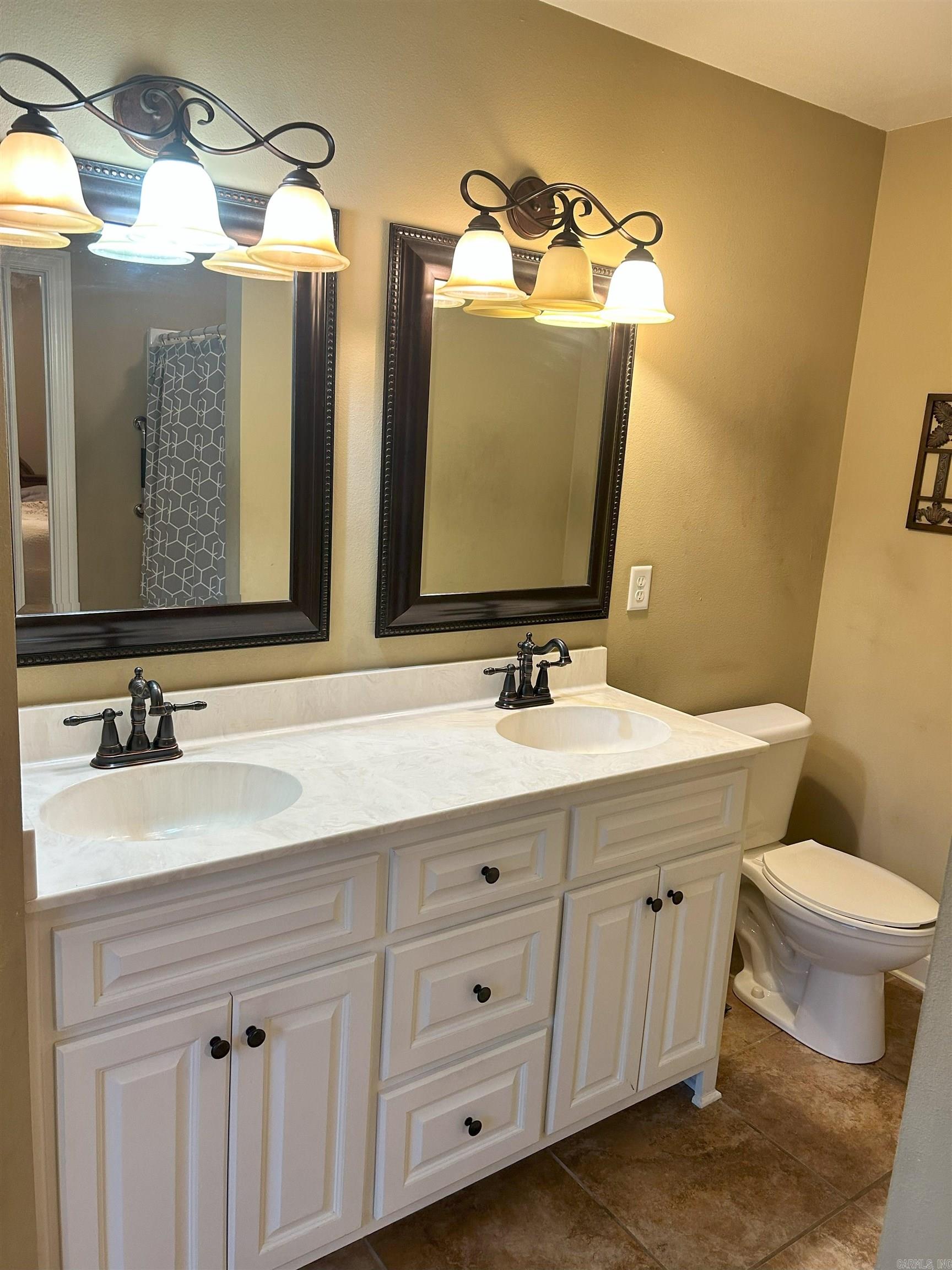 1100  Creekstone  Searcy, AR