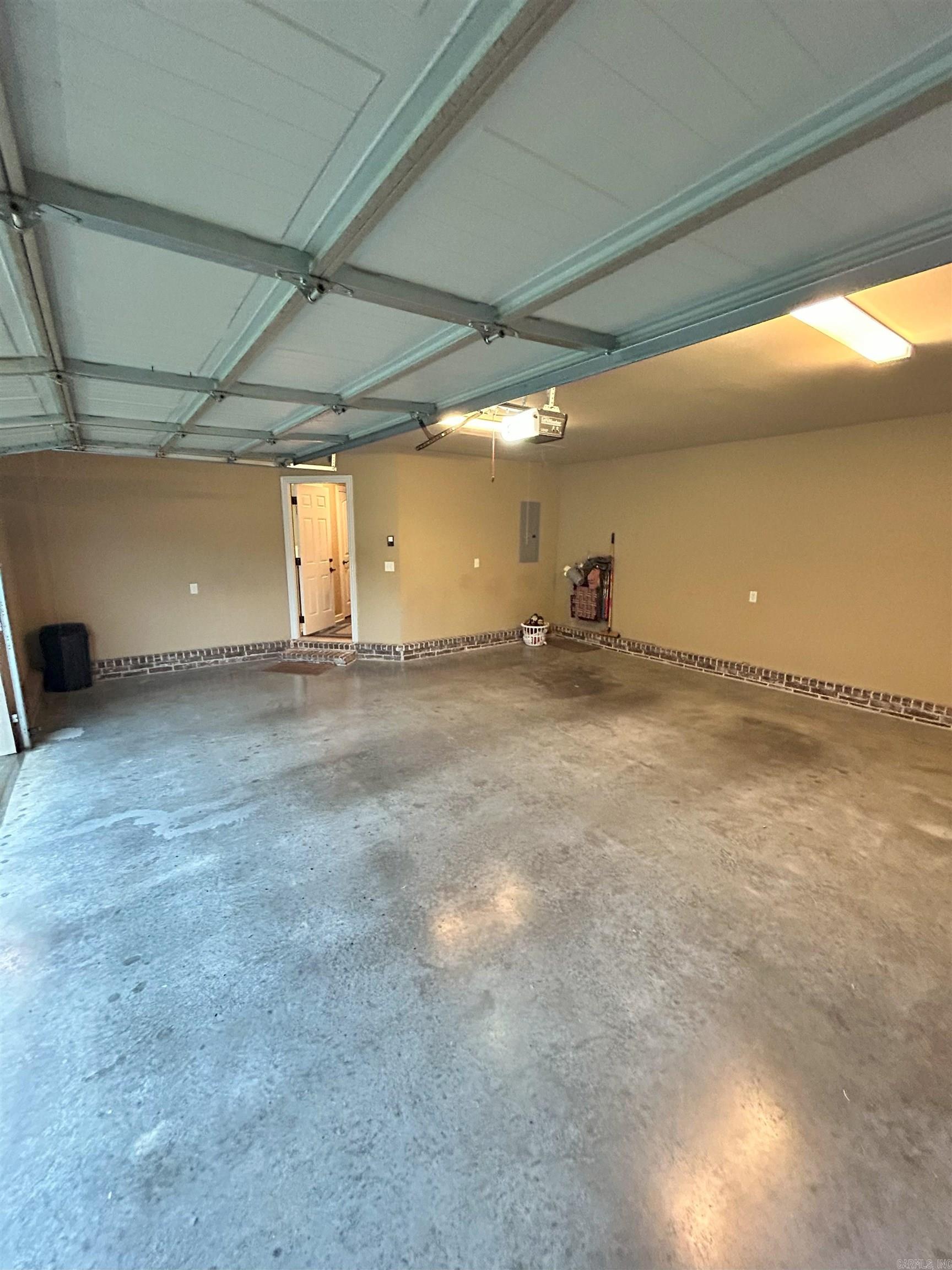 1100  Creekstone  Searcy, AR