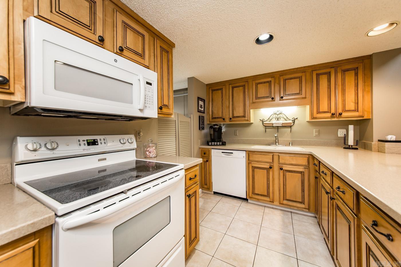 601  Woodlawn  Fairfield Bay, AR