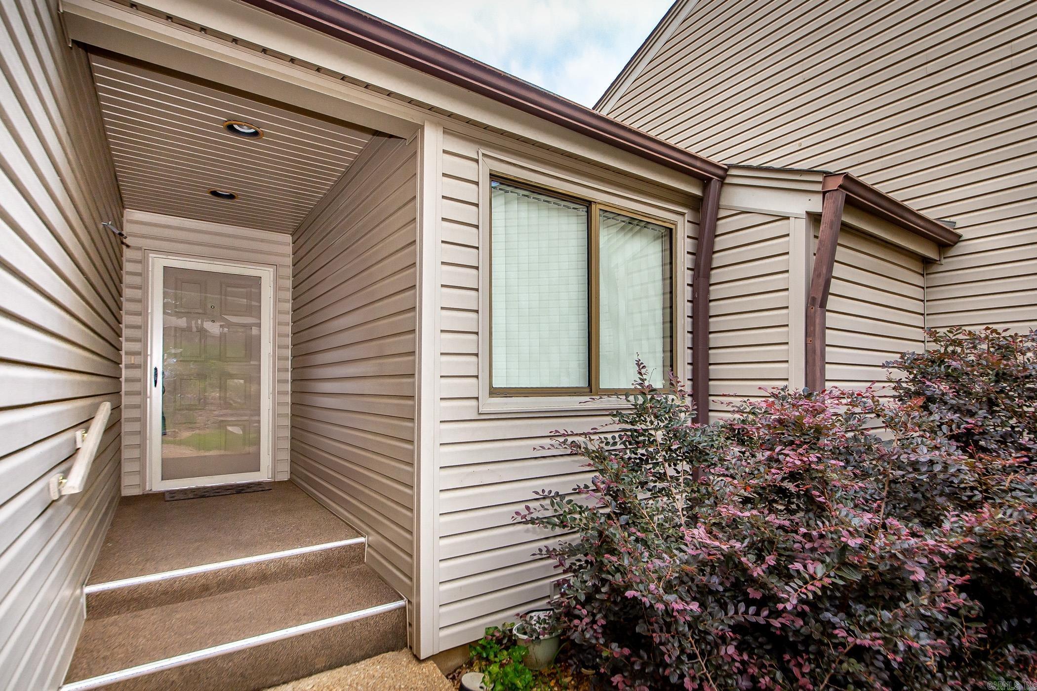 601 Woodlawn  Fairfield Bay, AR