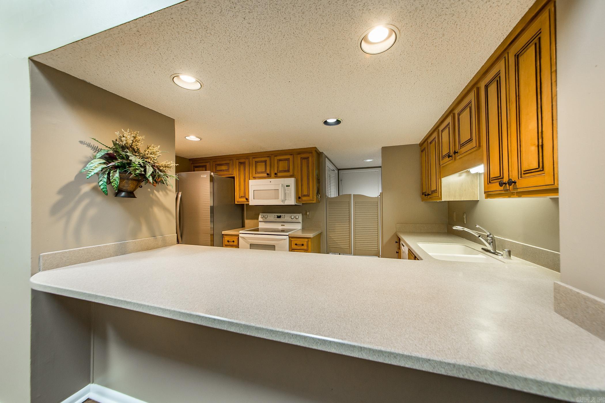 601 Woodlawn  Fairfield Bay, AR