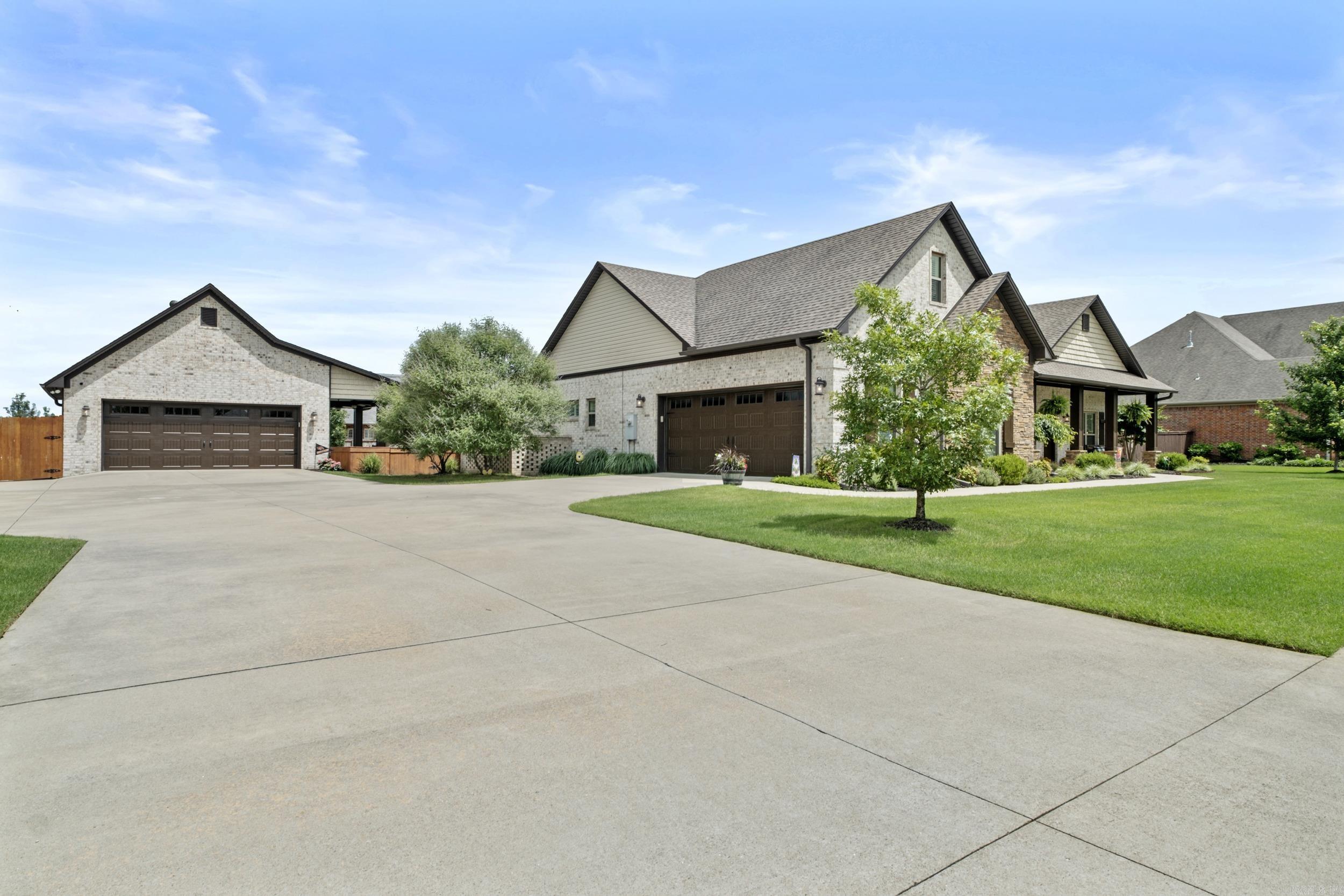 7  Kalli  Vilonia, AR