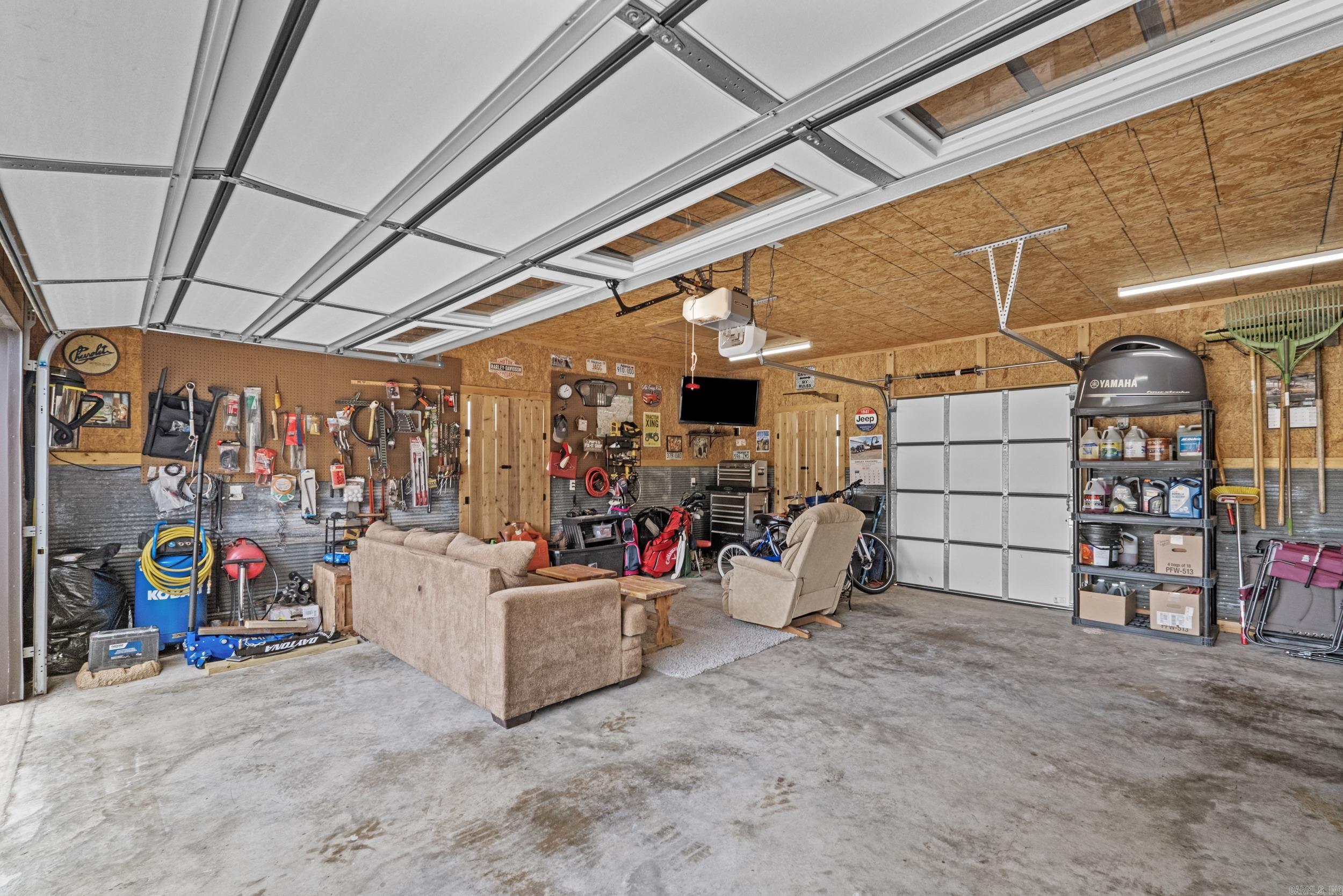 7  Kalli  Vilonia, AR