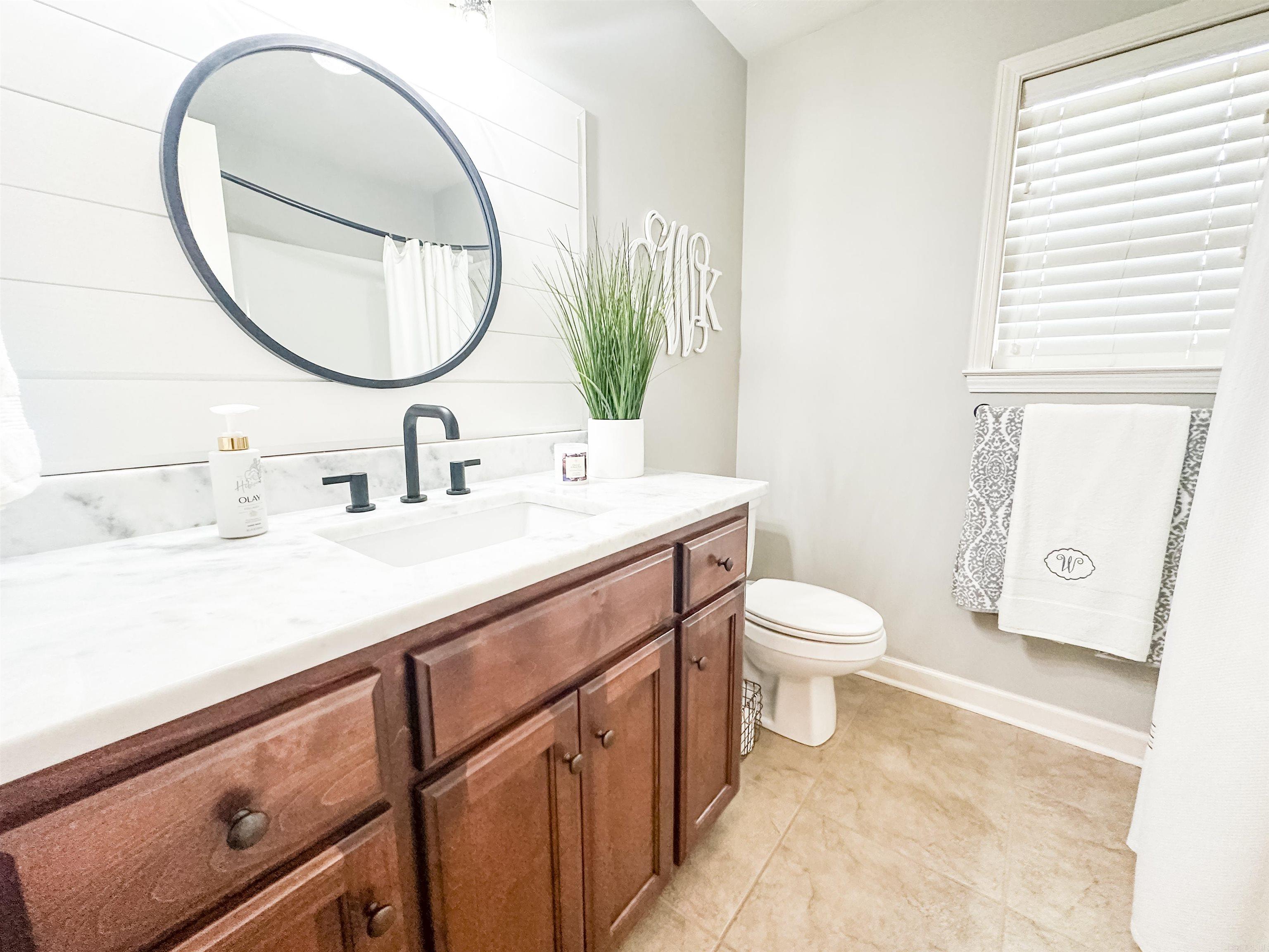 416  Oakwood  Perryville, AR