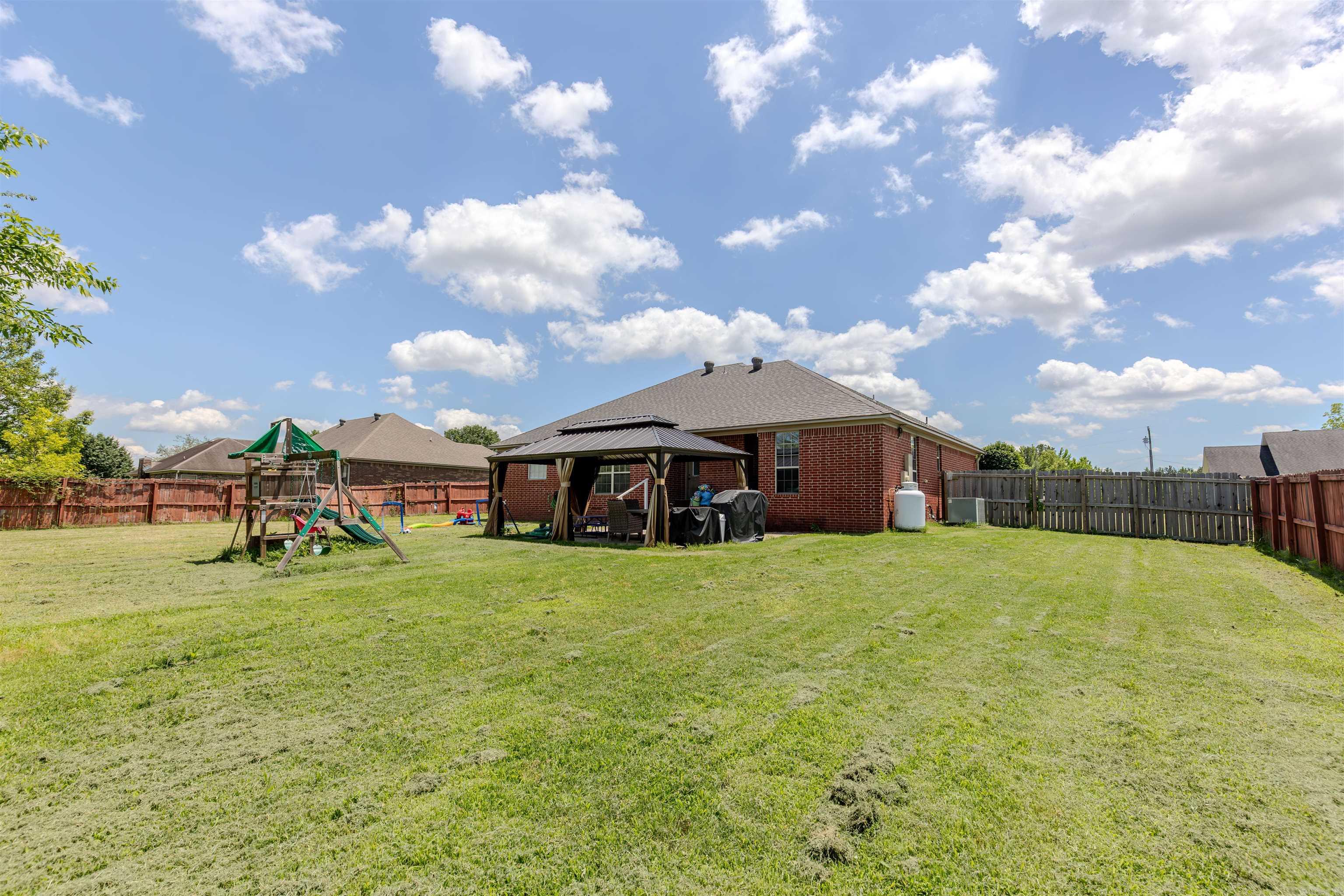 416  Oakwood  Perryville, AR