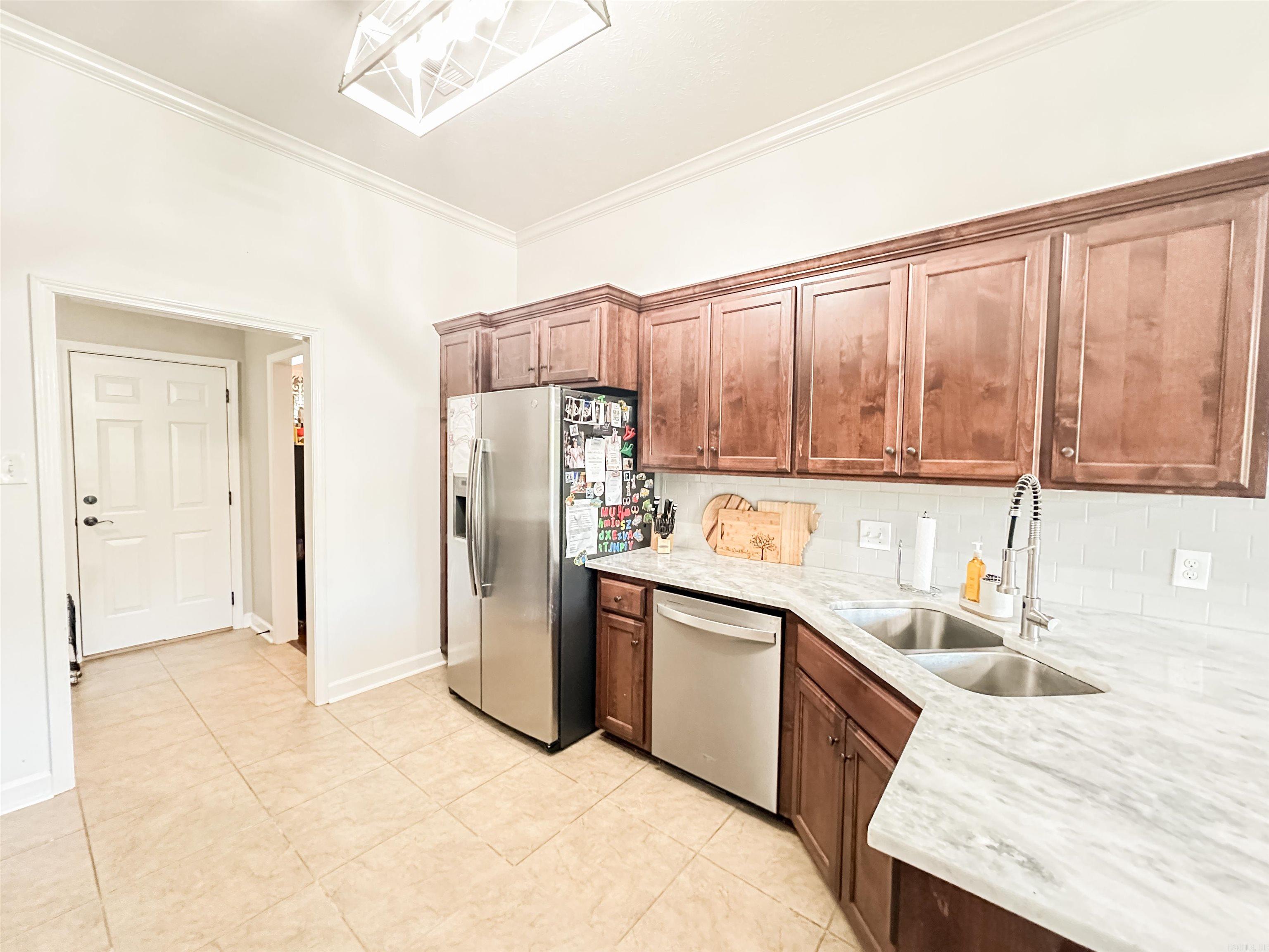416  Oakwood  Perryville, AR