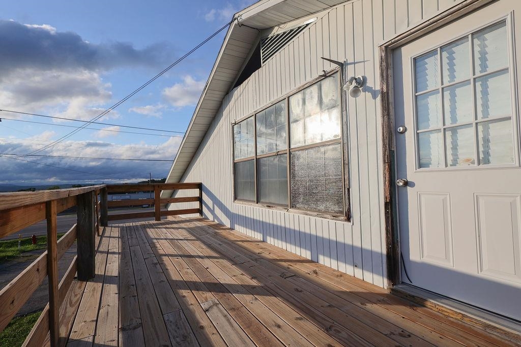 1177  Hwy 62  Cotter, AR