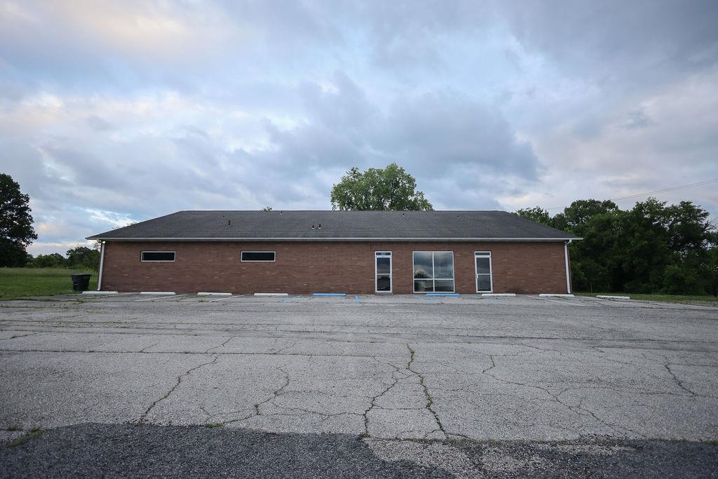 1177  Hwy 62  Cotter, AR