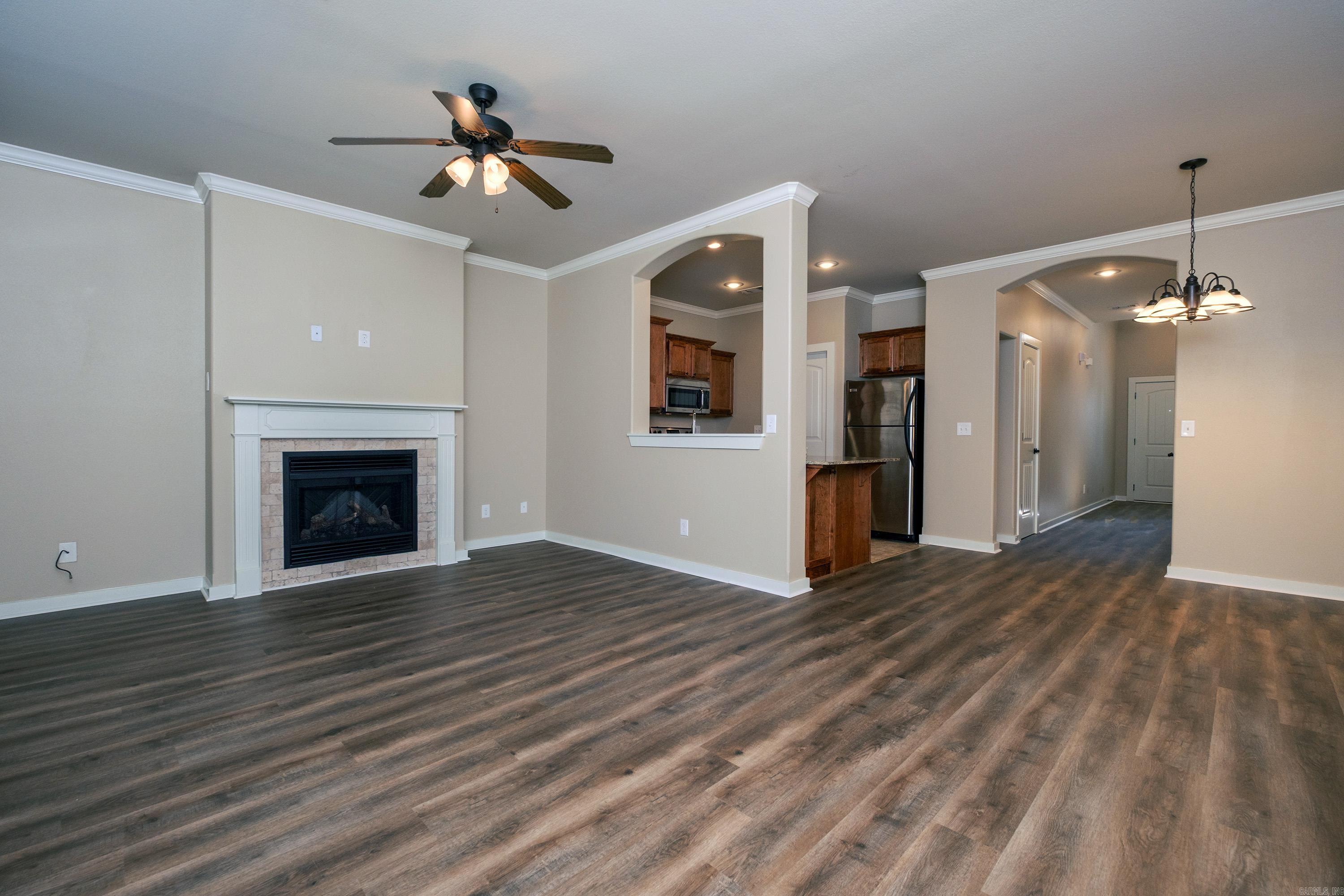 102  Venezia  Maumelle, AR