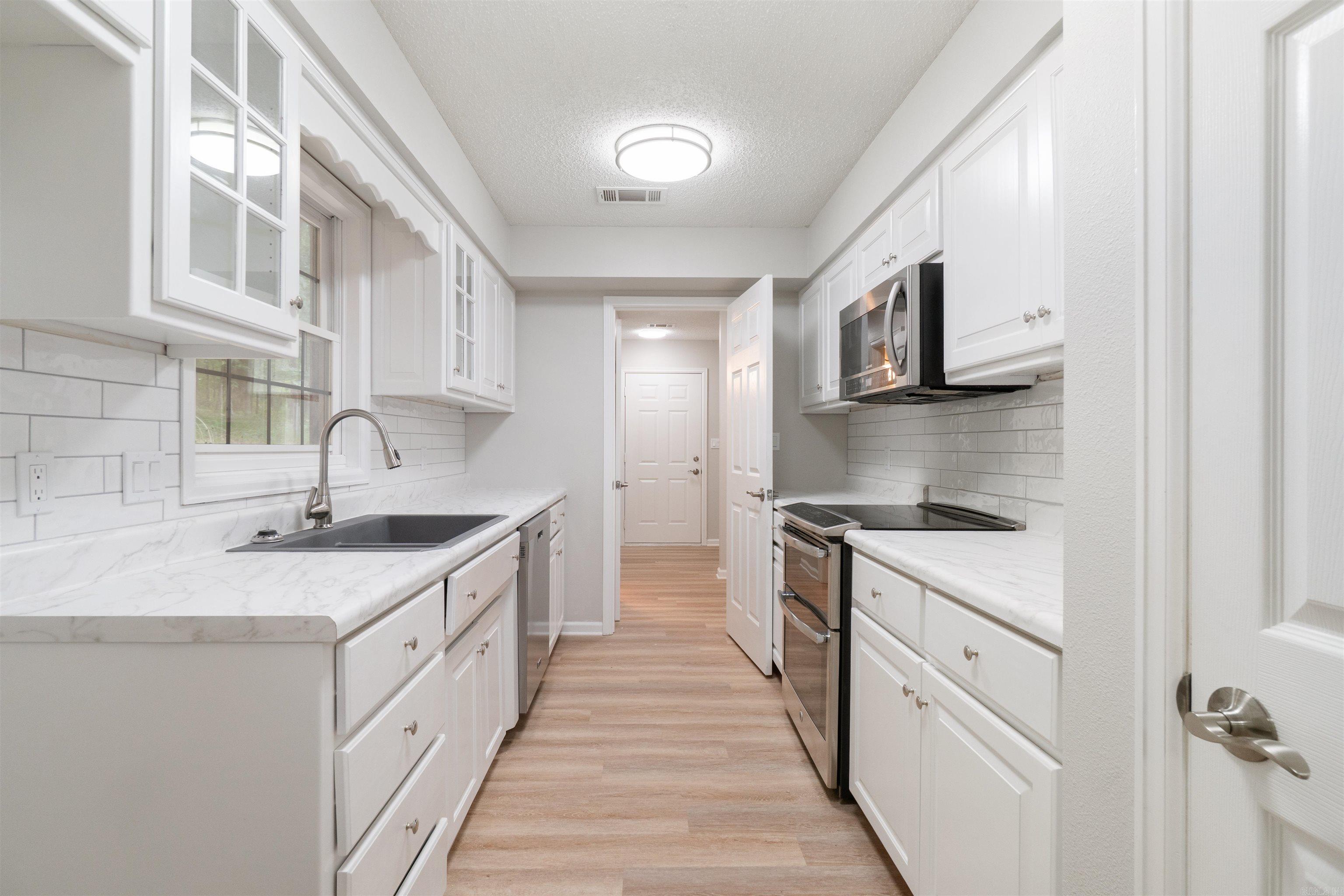 9  Jardinero Place  Hot Springs Village, AR