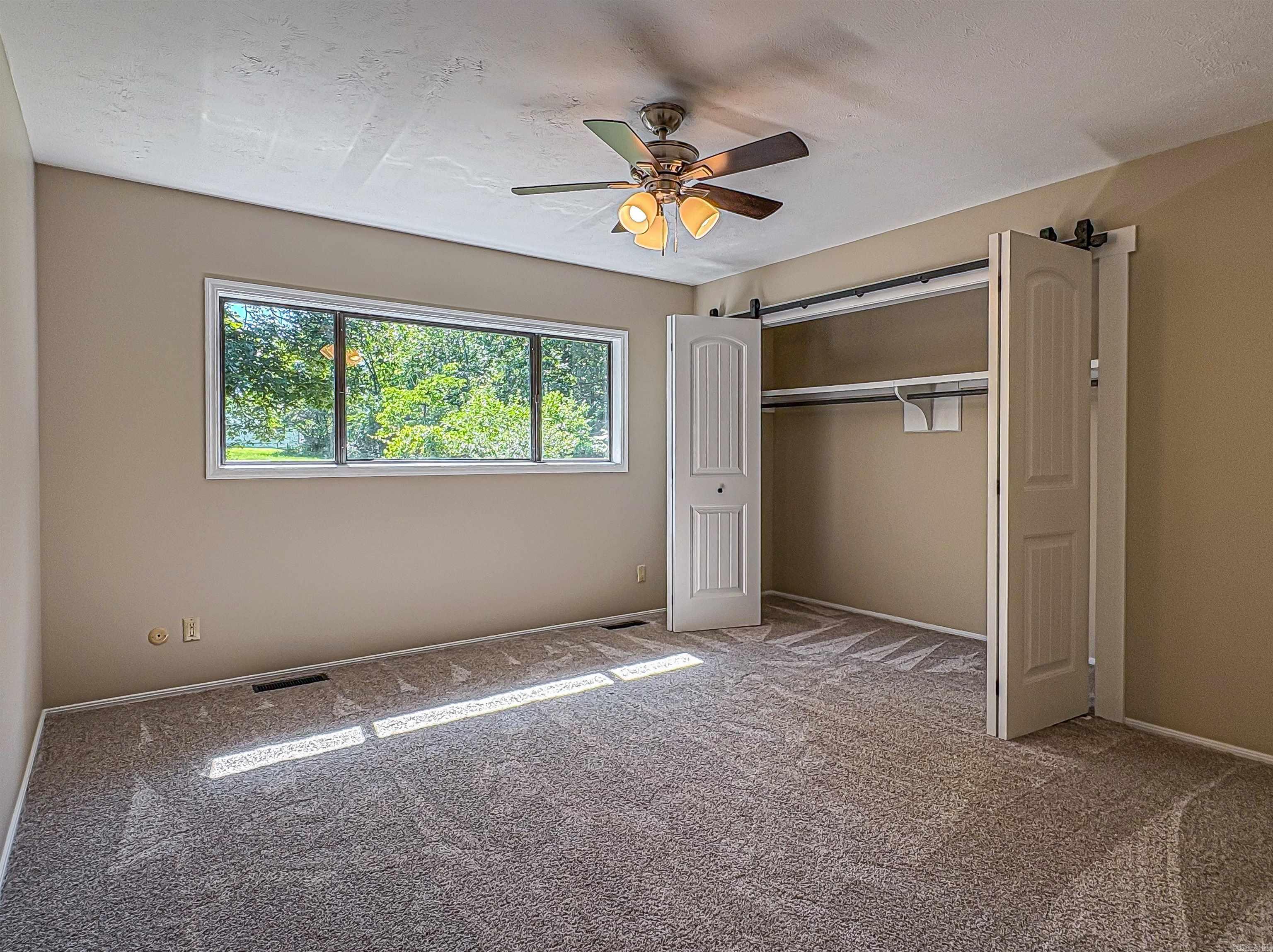 517  Lakeshore  Bull Shoals, AR