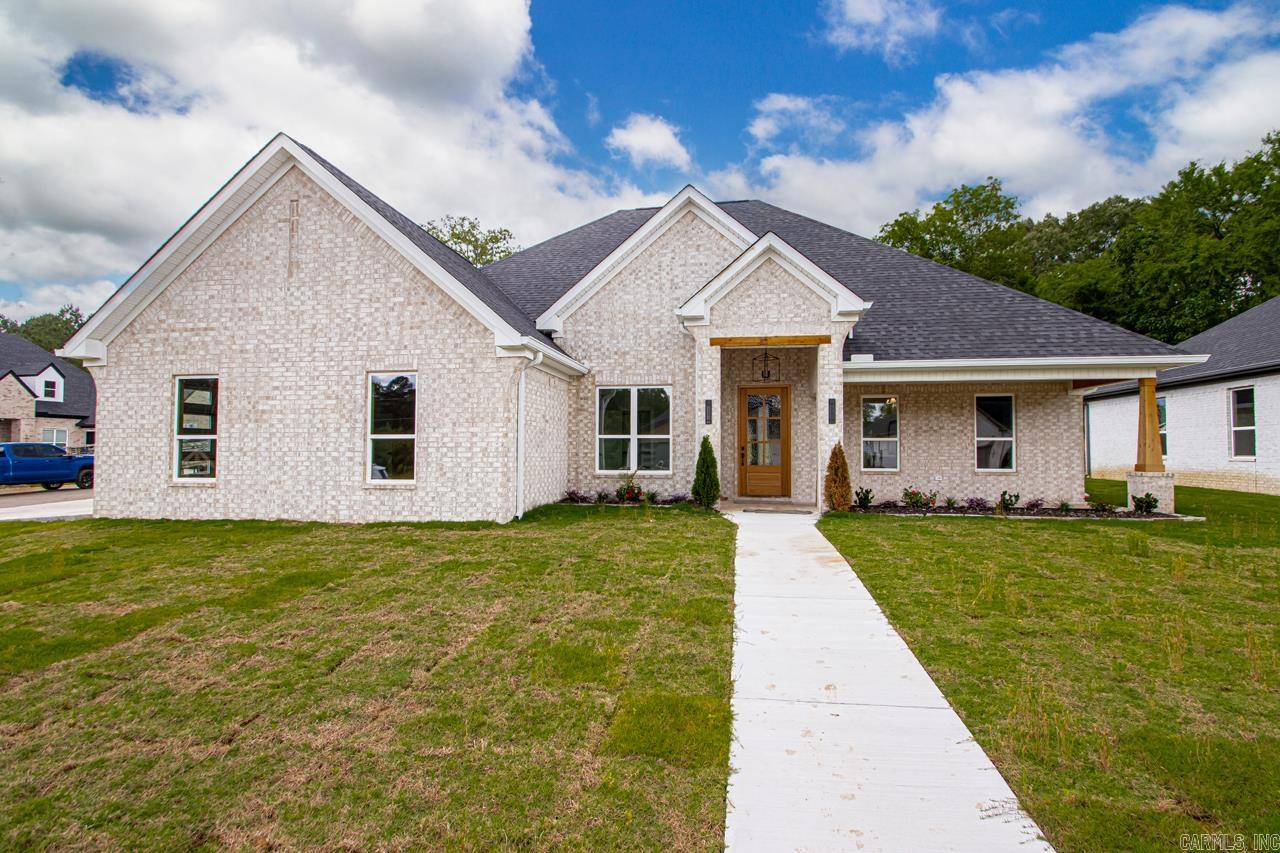 7001  Cold Creek  Alexander, AR