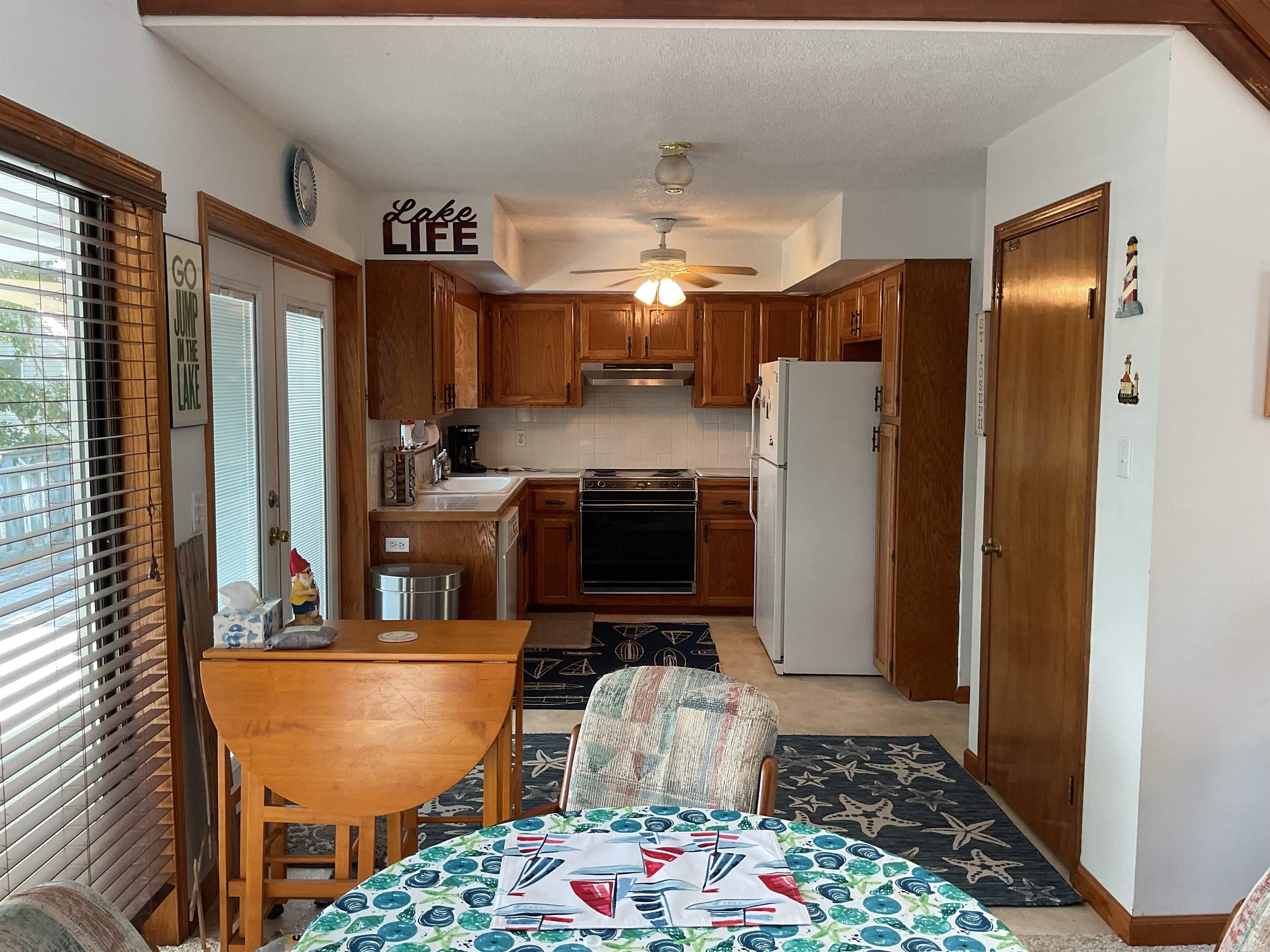 235  Sylvan  Greers Ferry, AR