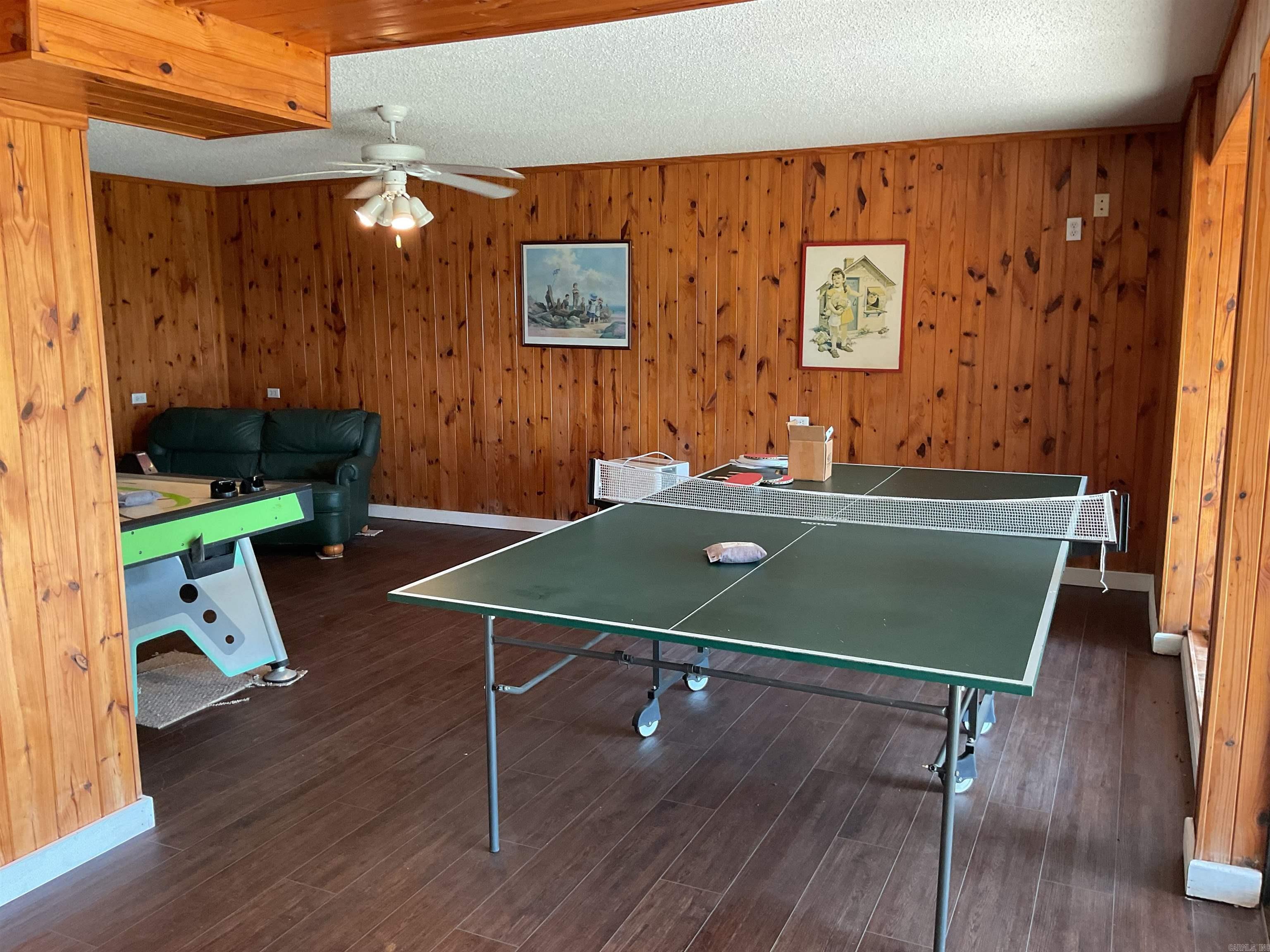 235  Sylvan  Greers Ferry, AR