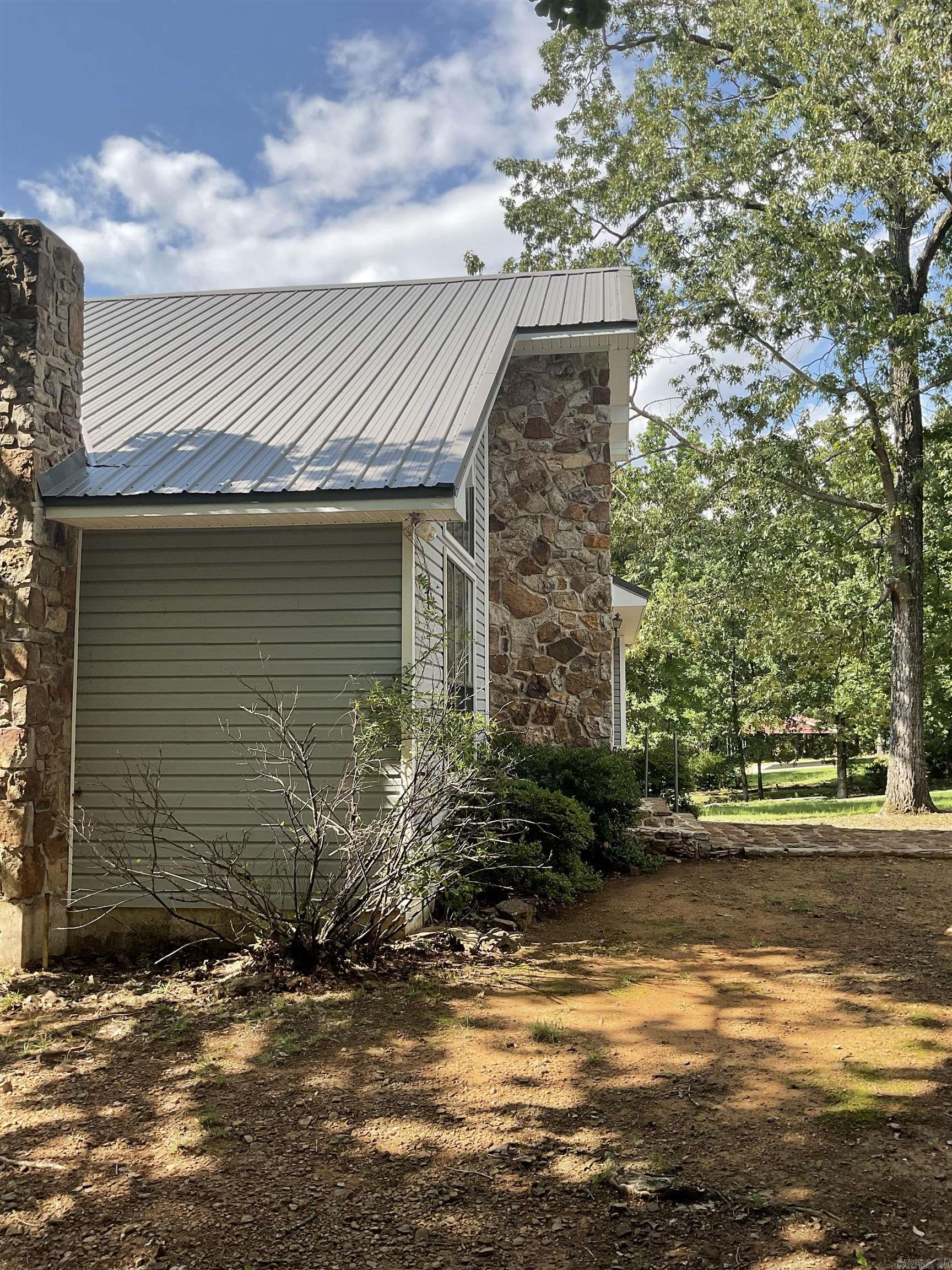 235  Sylvan  Greers Ferry, AR