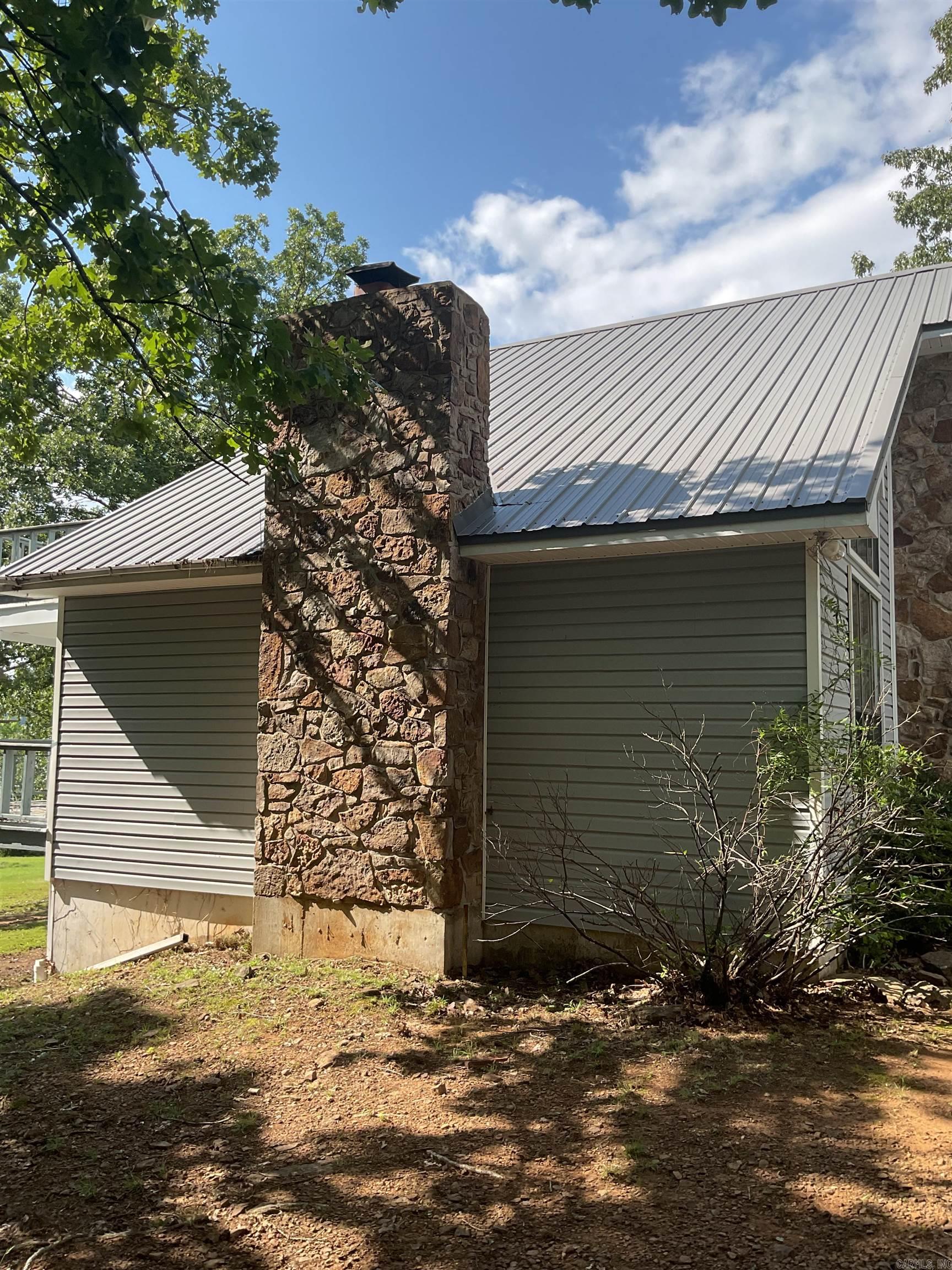 235  Sylvan  Greers Ferry, AR