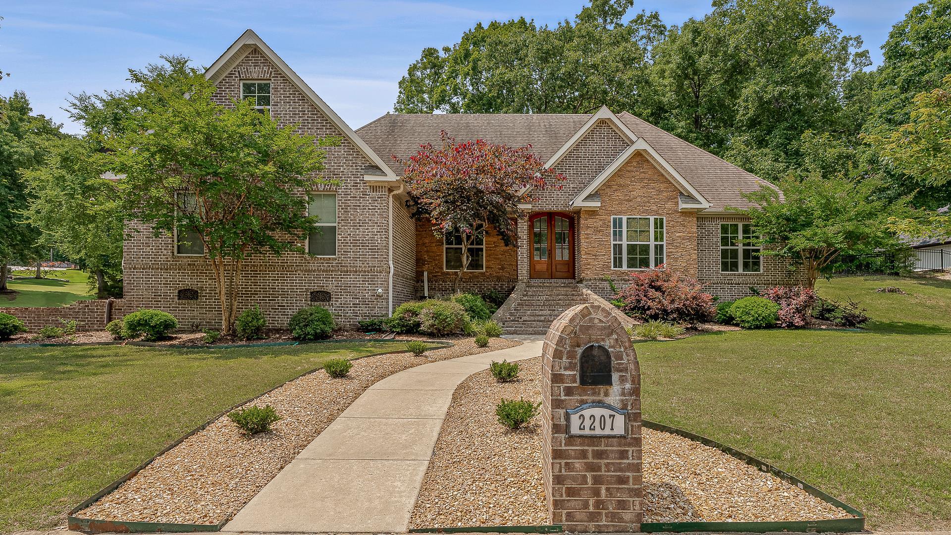 2207  Byrnewood  Jonesboro, AR