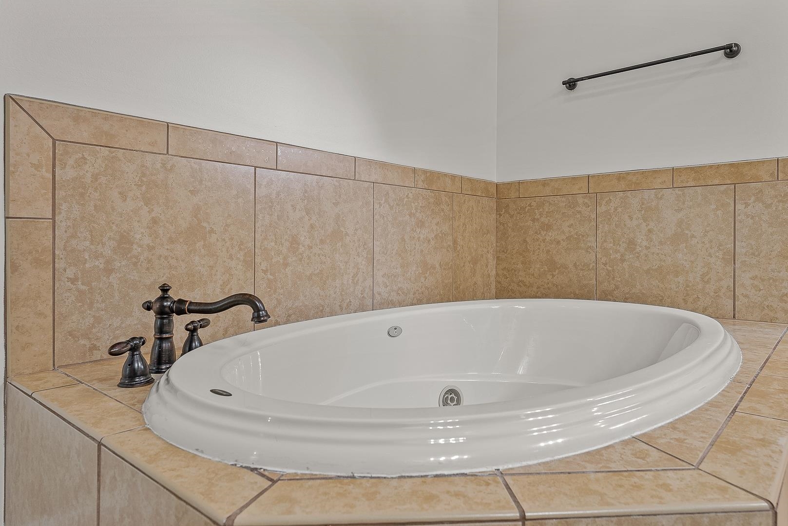 2207  Byrnewood  Jonesboro, AR