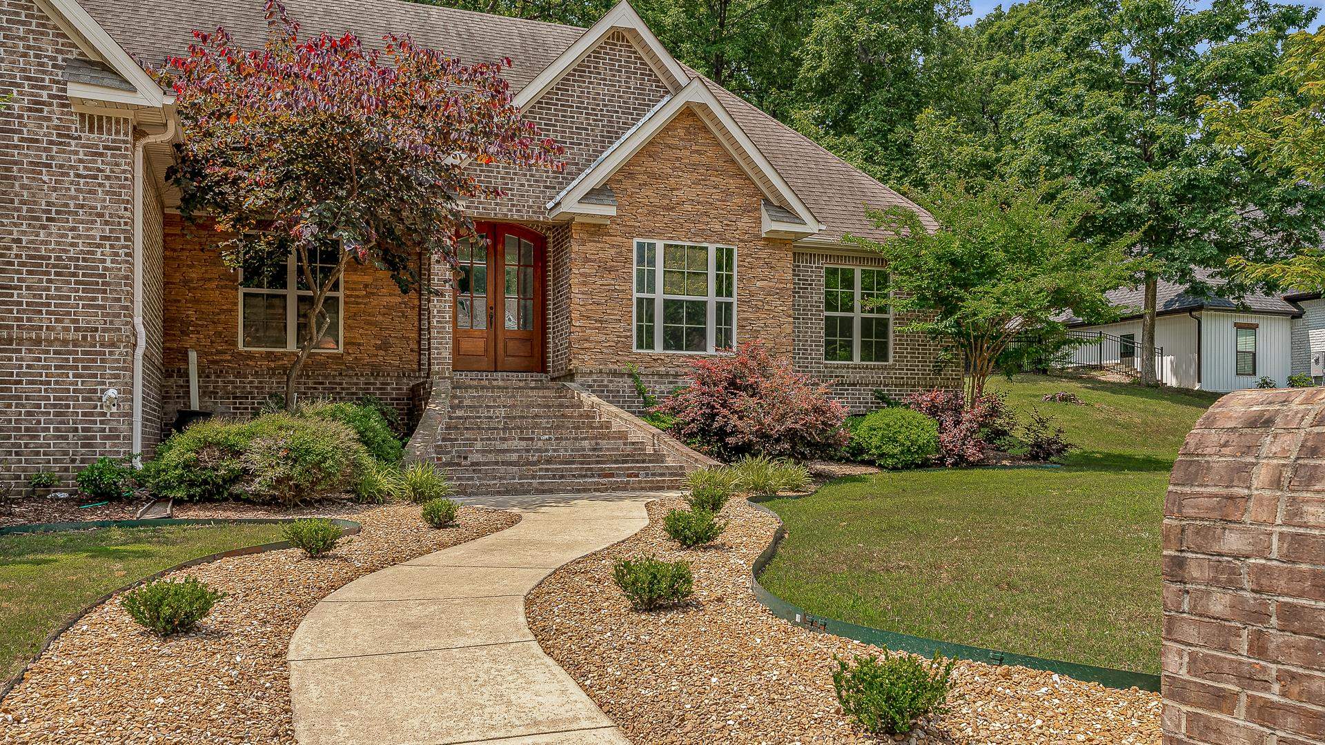2207  Byrnewood  Jonesboro, AR
