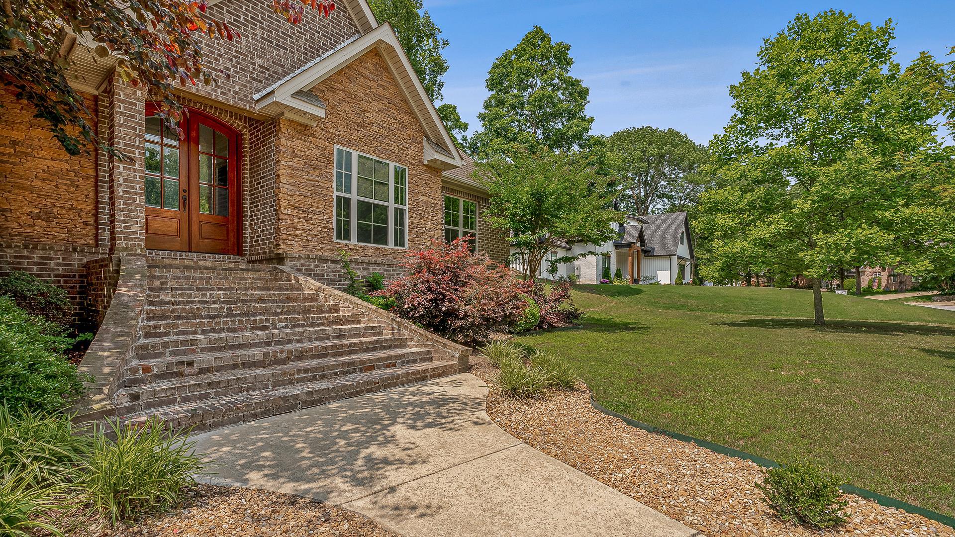2207  Byrnewood  Jonesboro, AR