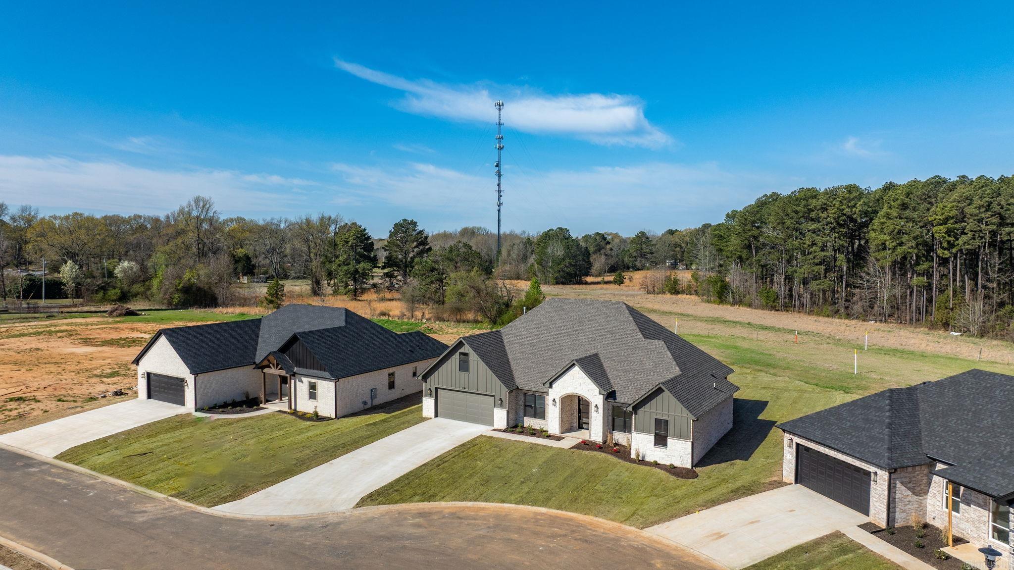 29  Calvados  Cabot, AR
