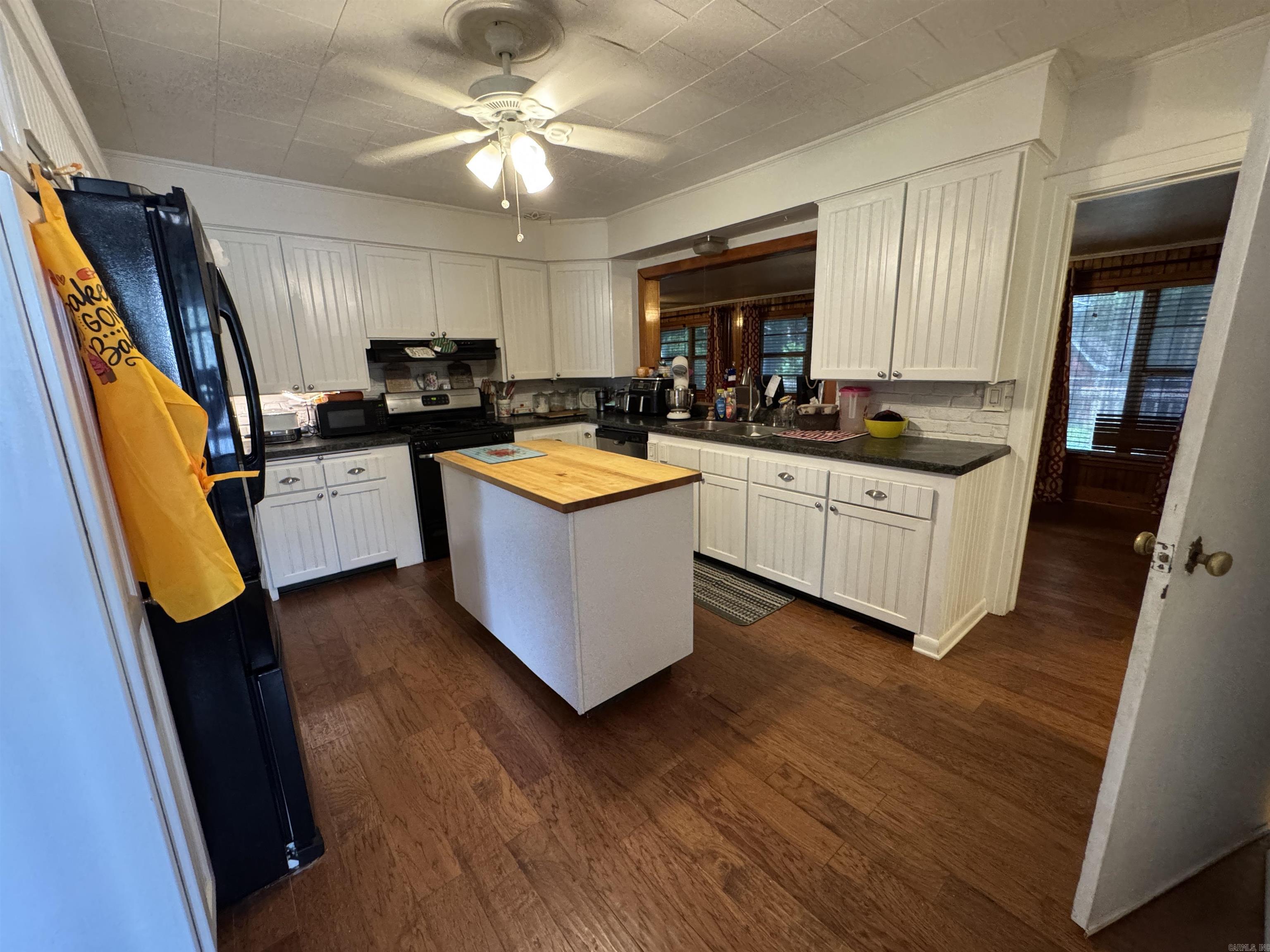 821 S 12th  Piggott, AR