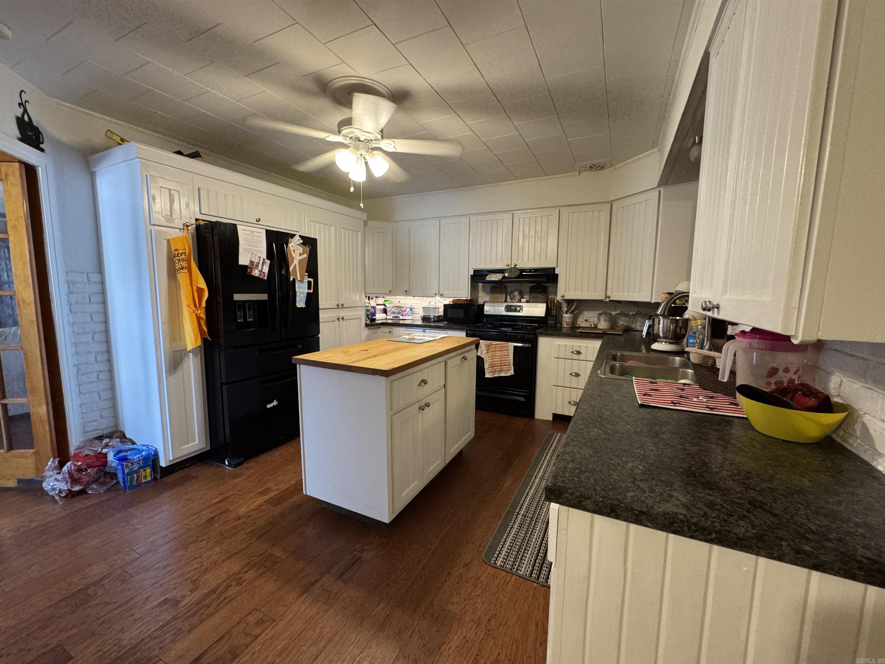 821 S 12th  Piggott, AR