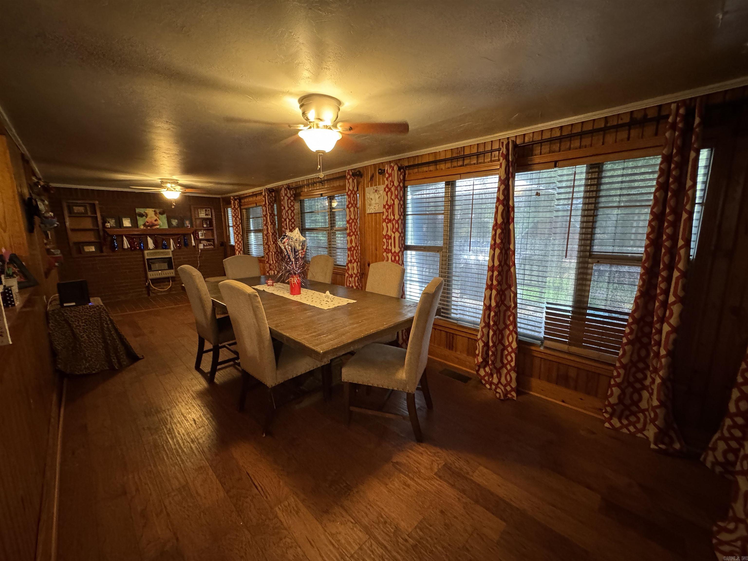 821 S 12th  Piggott, AR