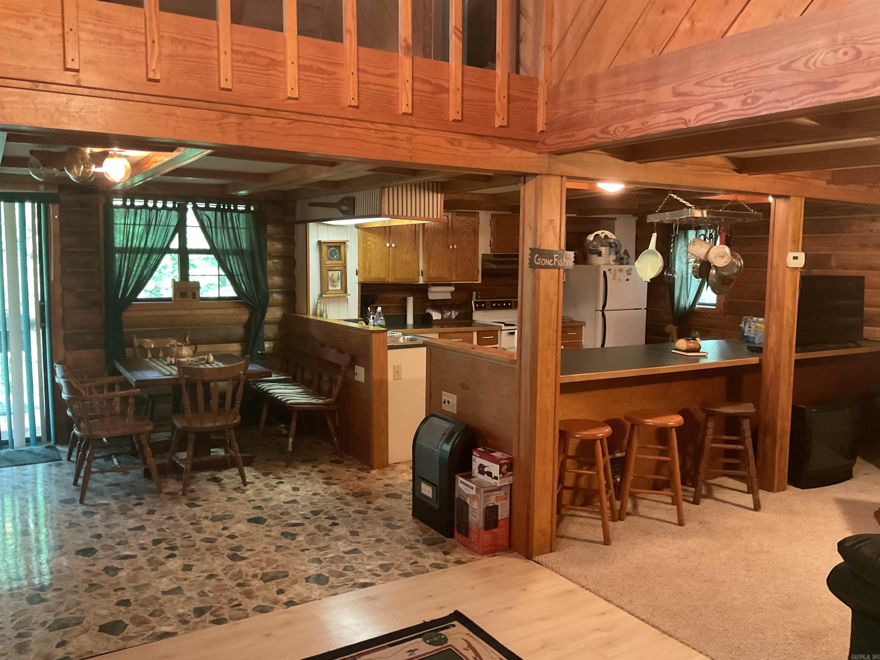 1602  Lake Cliff  Higden, AR