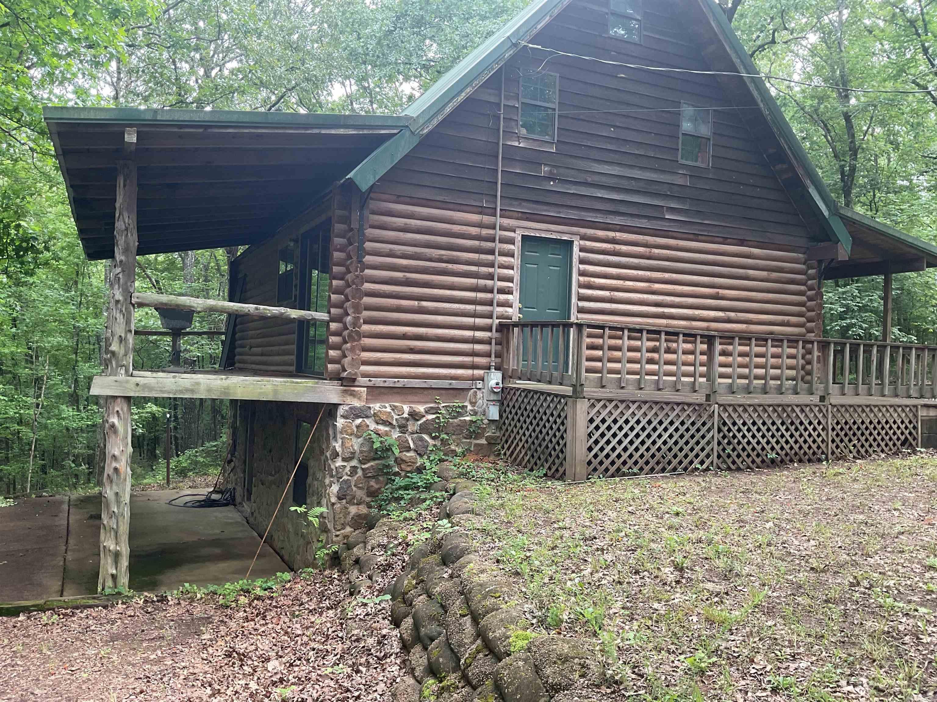 1602  Lake Cliff  Higden, AR