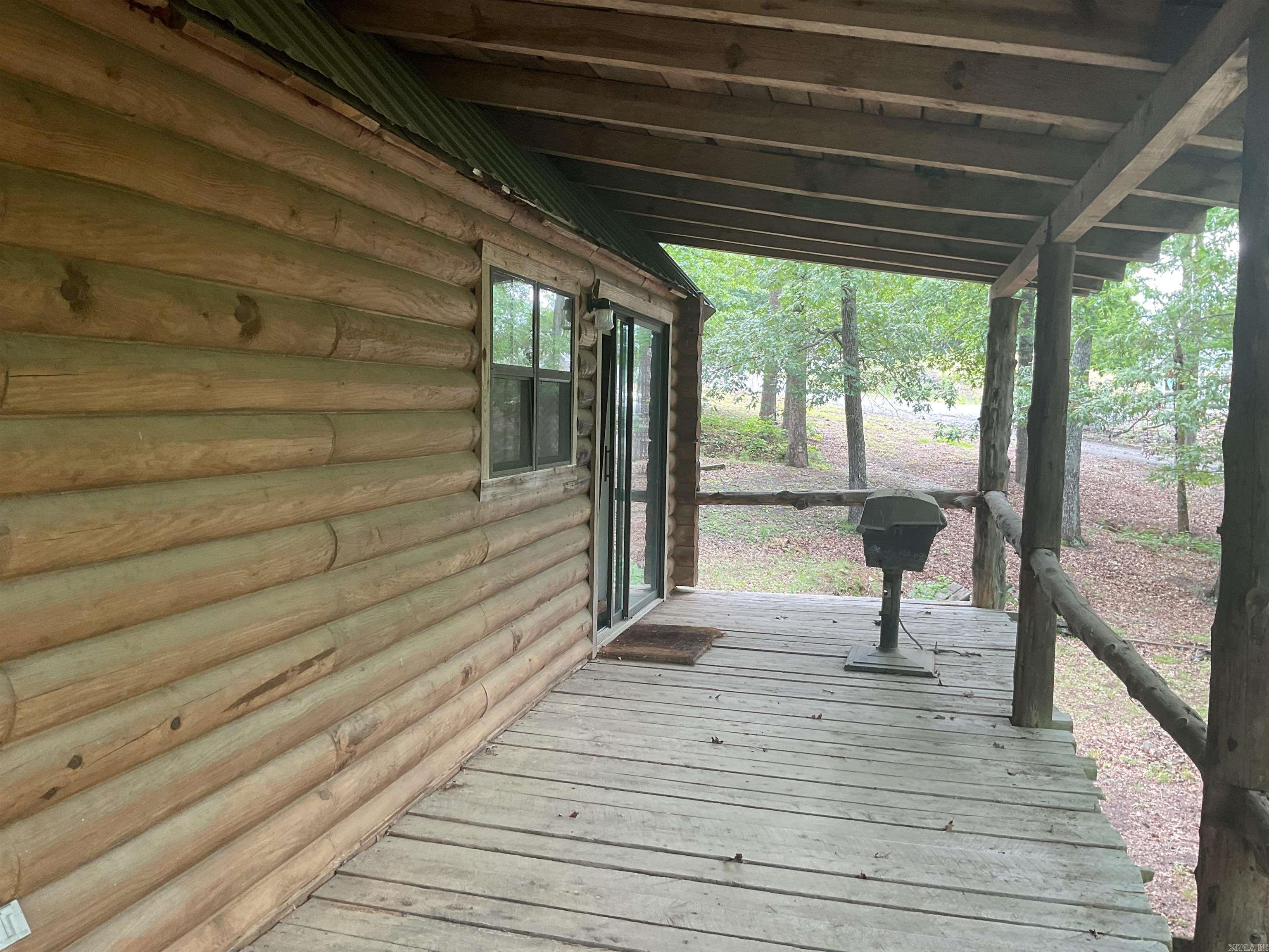 1602  Lake Cliff  Higden, AR
